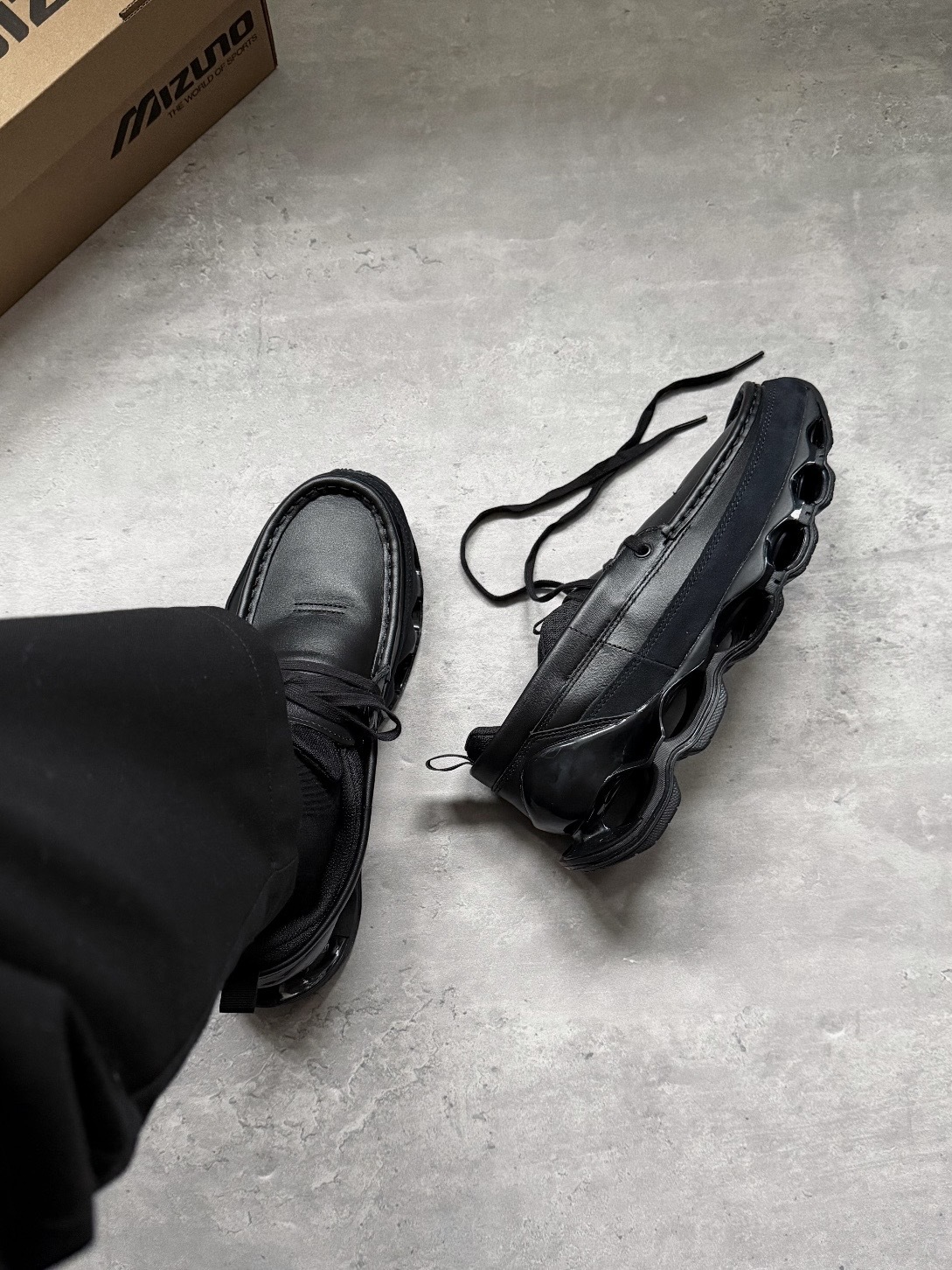 MIZUNO WAVE PROPHECY MOC 全黑 樂福鞋 解構簍空 男女鞋 D1GD261401 / 現貨