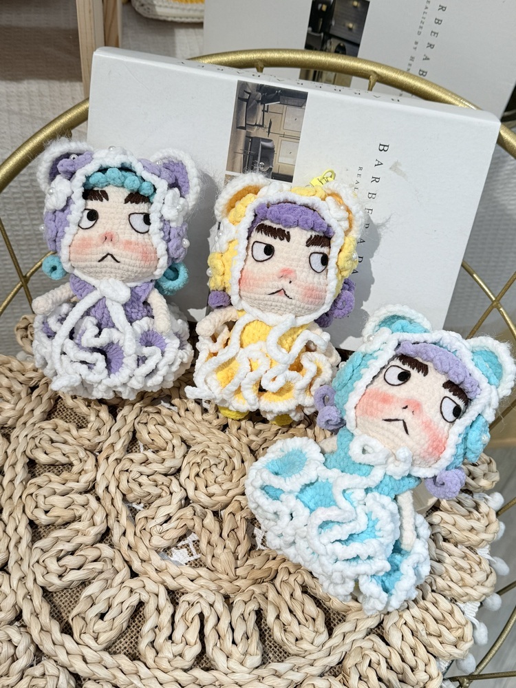 花朵髮帶貓耳浮誇洋裝醜娃吊飾-26號『約15cm(看衣服顏色)』