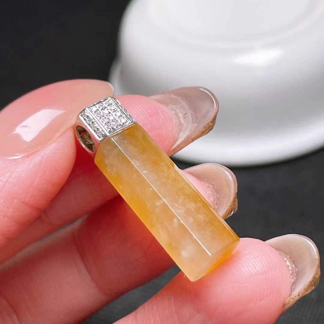 129436 翡翠無事牌吊墜