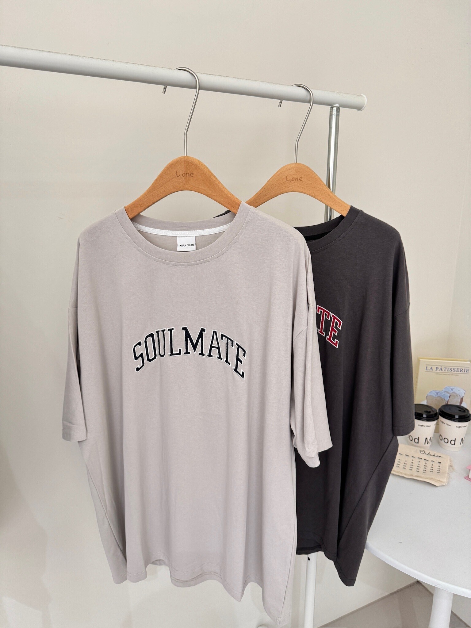 靈魂伴侶英文刺繡大tee