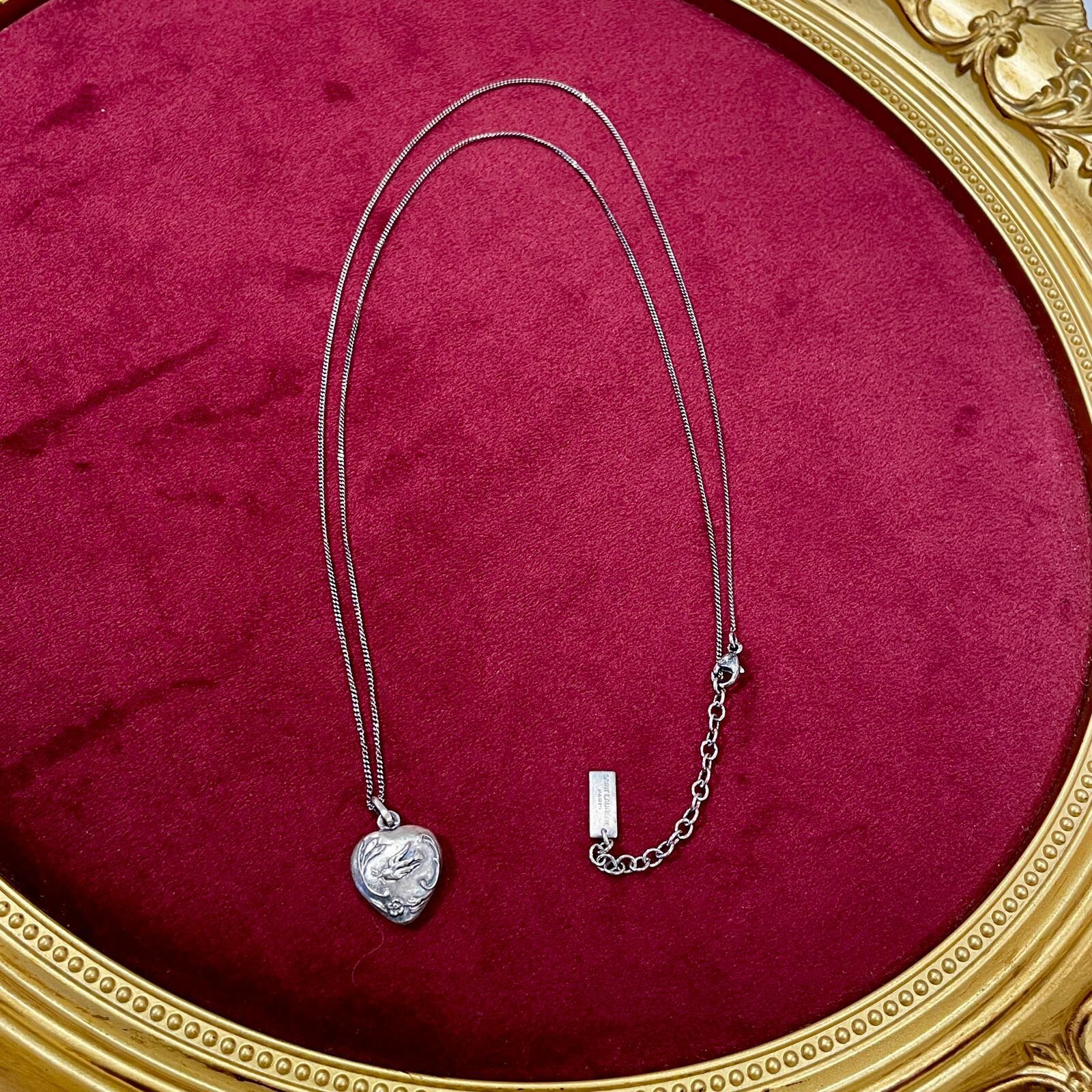 98%NEW二手SAINT LAURENT NECKLACE 復古銀色做舊愛心小鳥圖案 #聖羅蘭 #YSL頸鏈 #男女同款 #香榭站正品