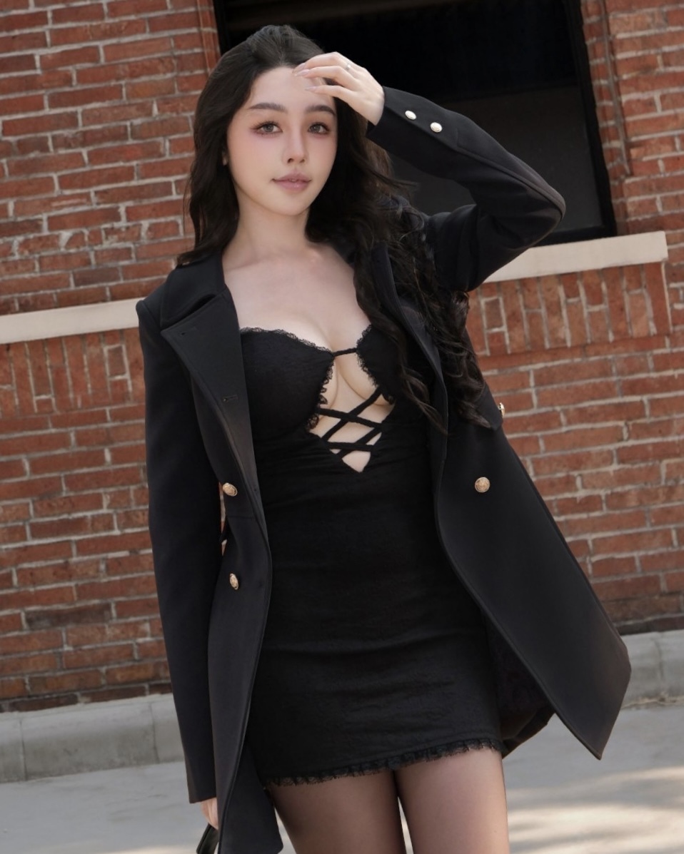 訂製-性感宮廷蕾絲鏤空合身洋