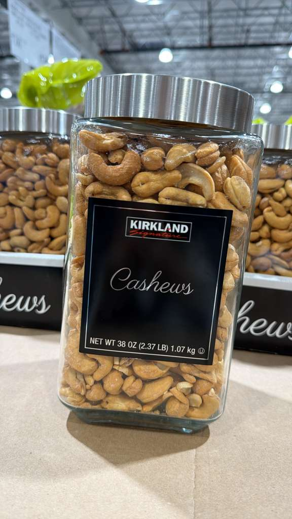 VV099 美國COSTCO KIRKLAND 腰果2.38LBS EXP:2026.12.13