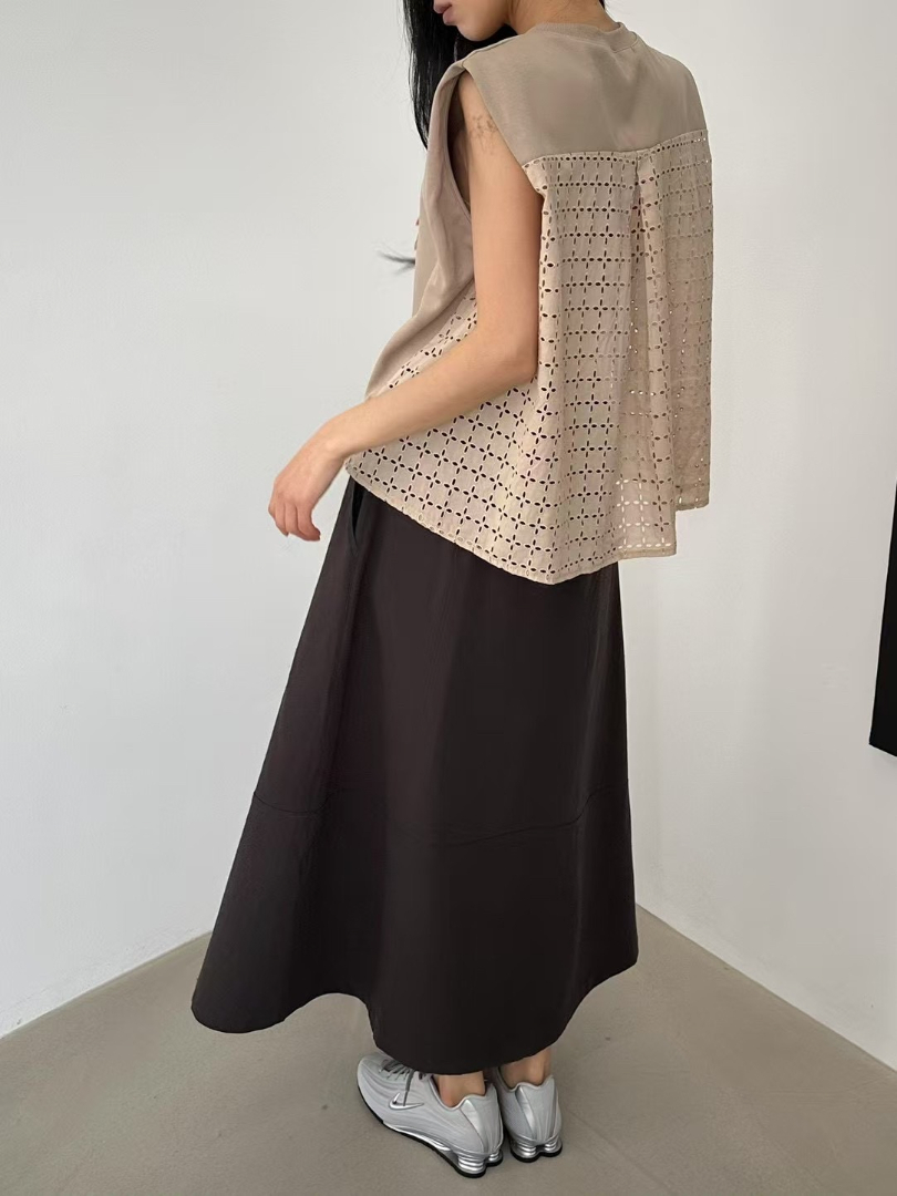 無袖顯瘦氣質上衣・前簡約後設計感背心