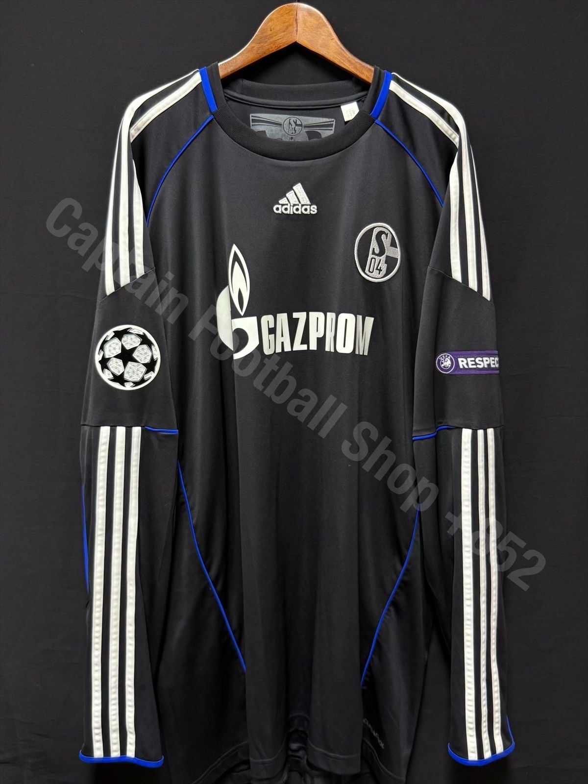 Schalke 04 2010-2011 Adidas Goalkeeper Shirt #1 NEUER