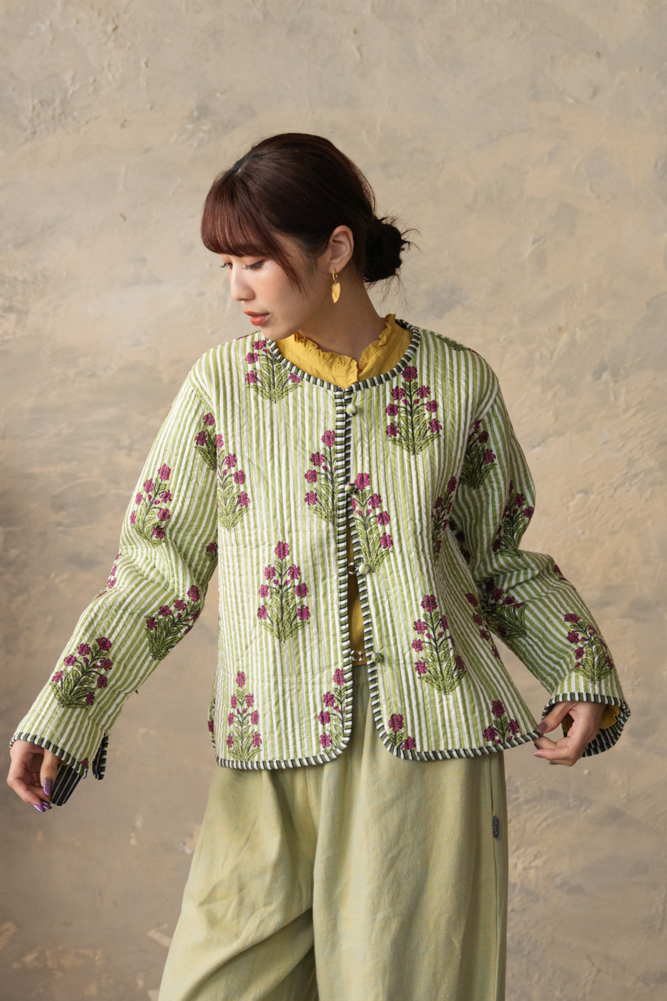 圓領長袖雙面穿外套_直條花卉