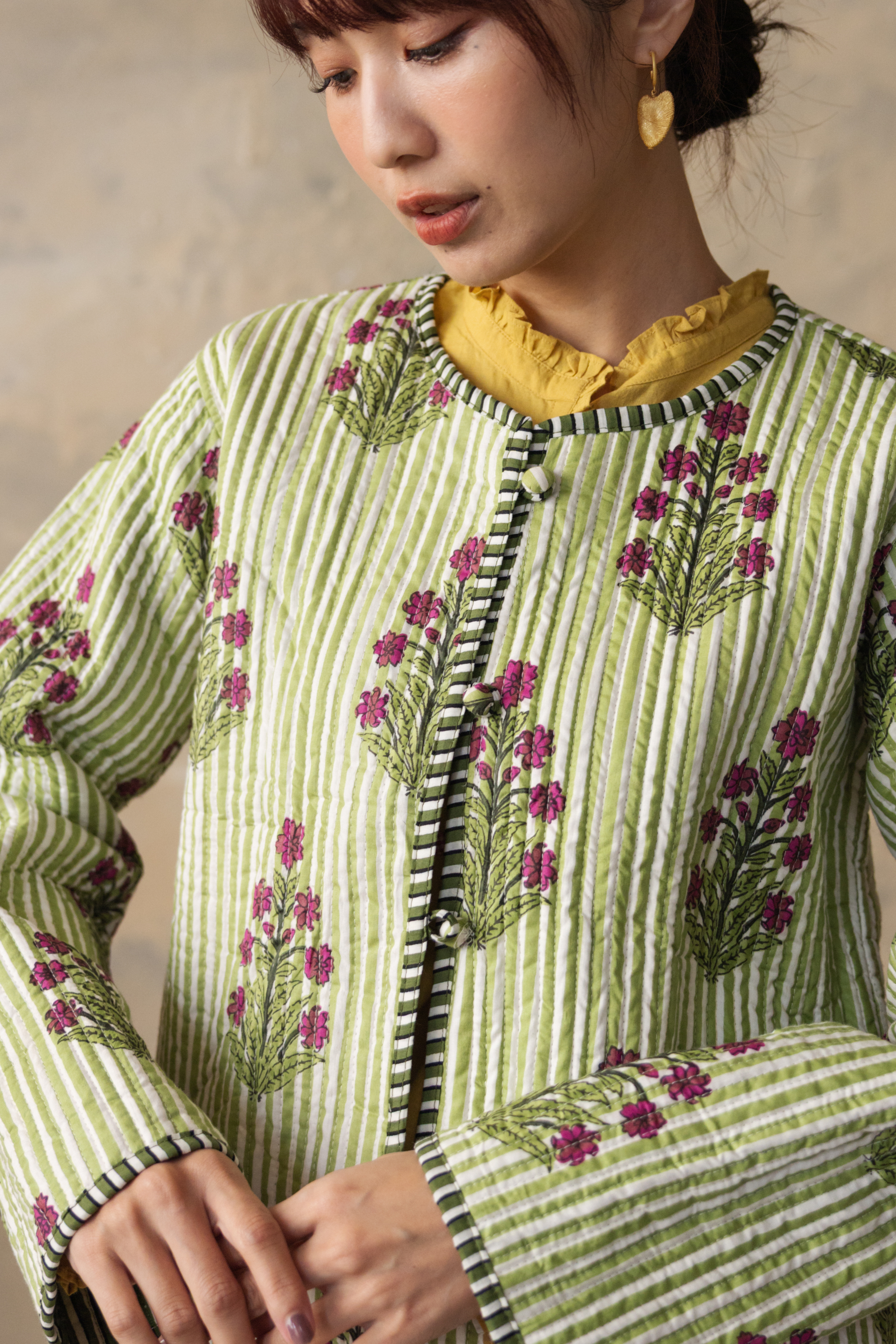 圓領長袖雙面穿外套_直條花卉