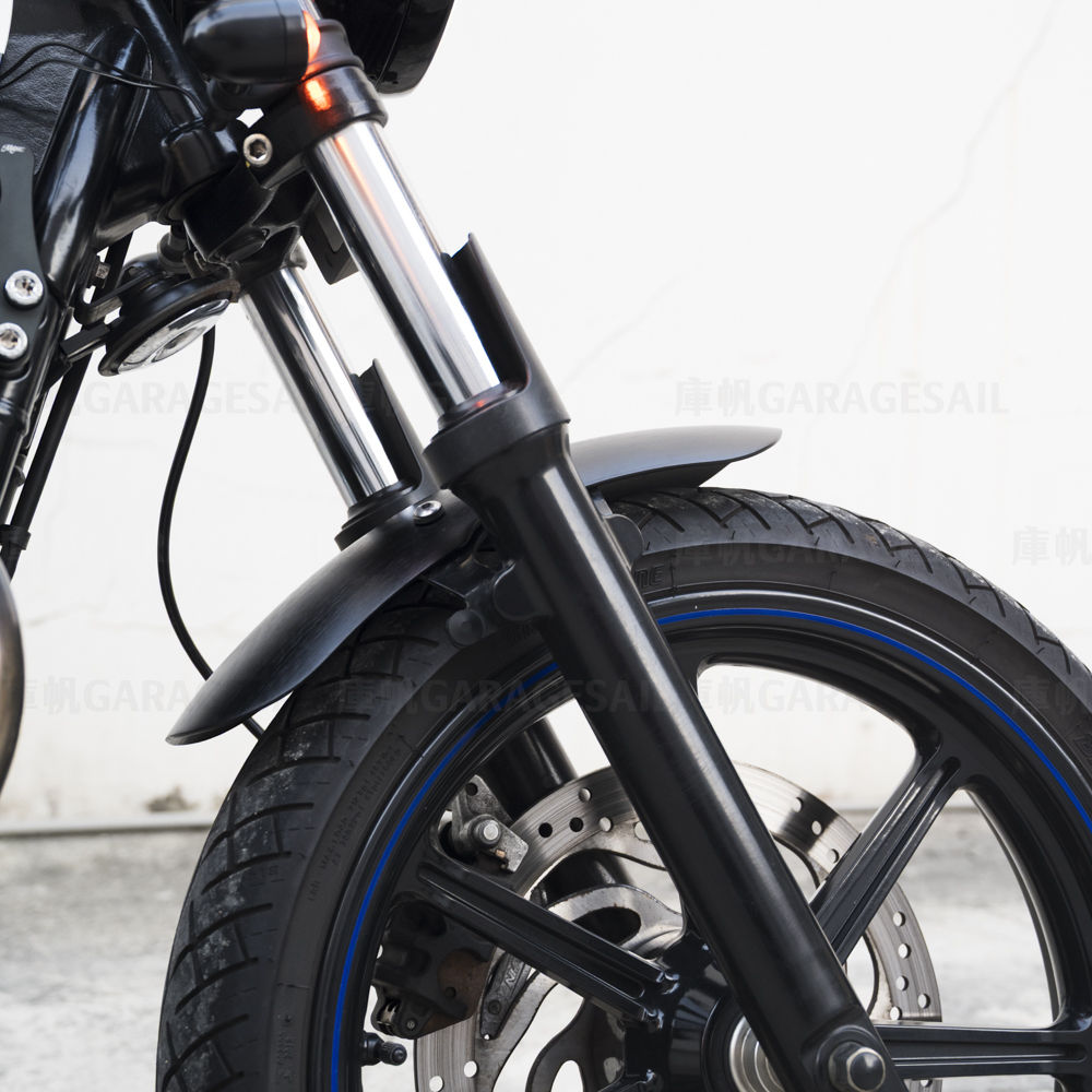 Motone 氣冷凱旋專用 前土除 短款 爪框 - 黑