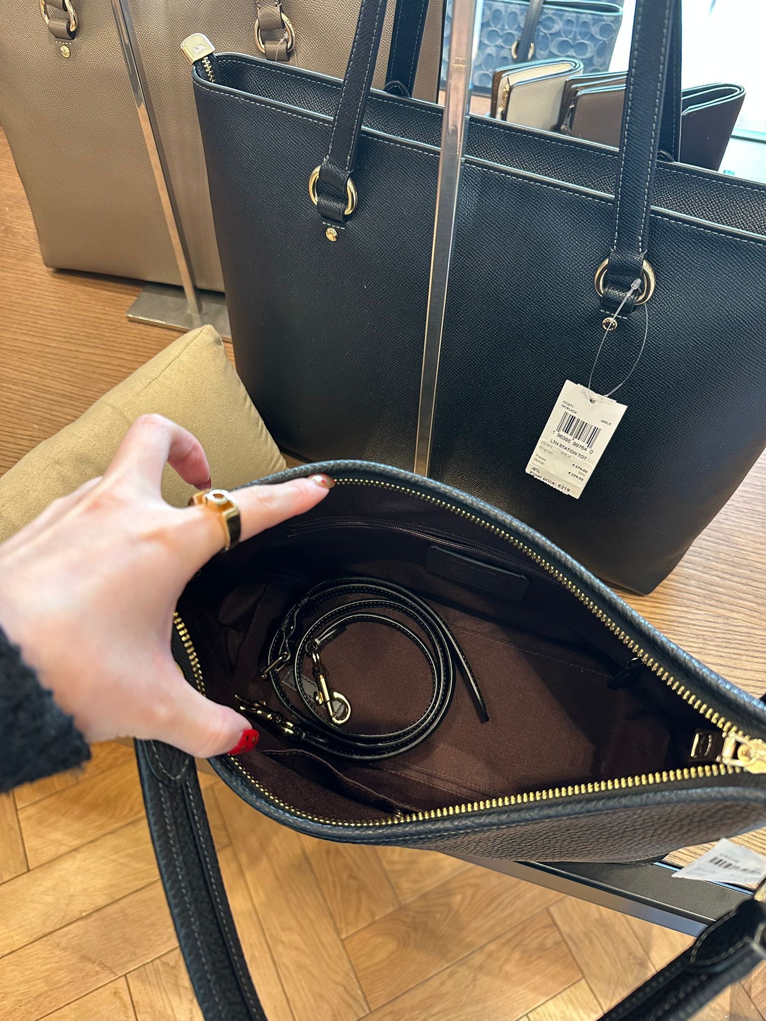 Outlet Coach Hobo Bag