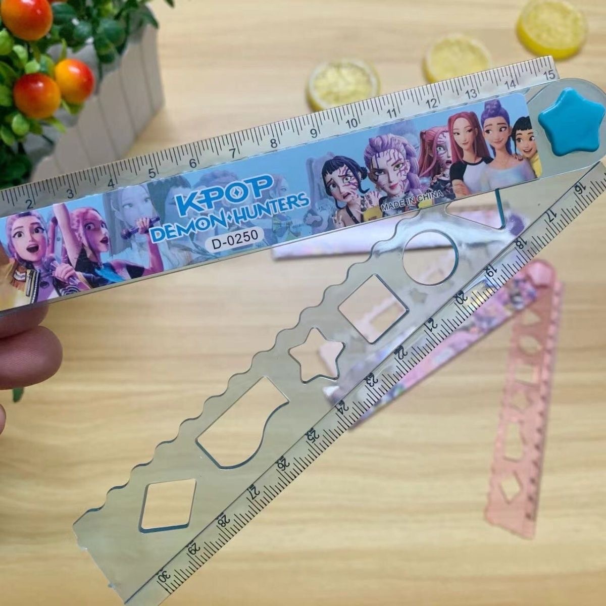 KPOP DEMON HUNTER 卡通猎魔女团 30cm折叠尺