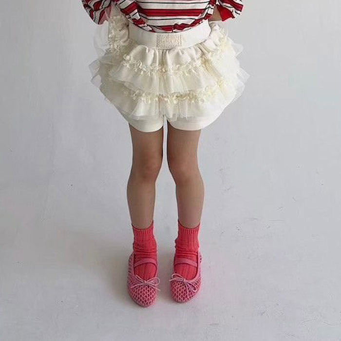 正韓春saint_doll 三色蕾絲花瓣褲裙