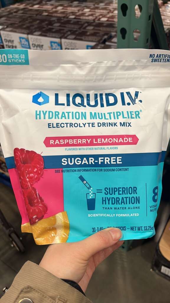 VV008 美國COSTCO Liquid I.V. Hydration Multiplier電解質沖劑13GX30條(紅桑子檸檬味30條) EXP: 10.2027