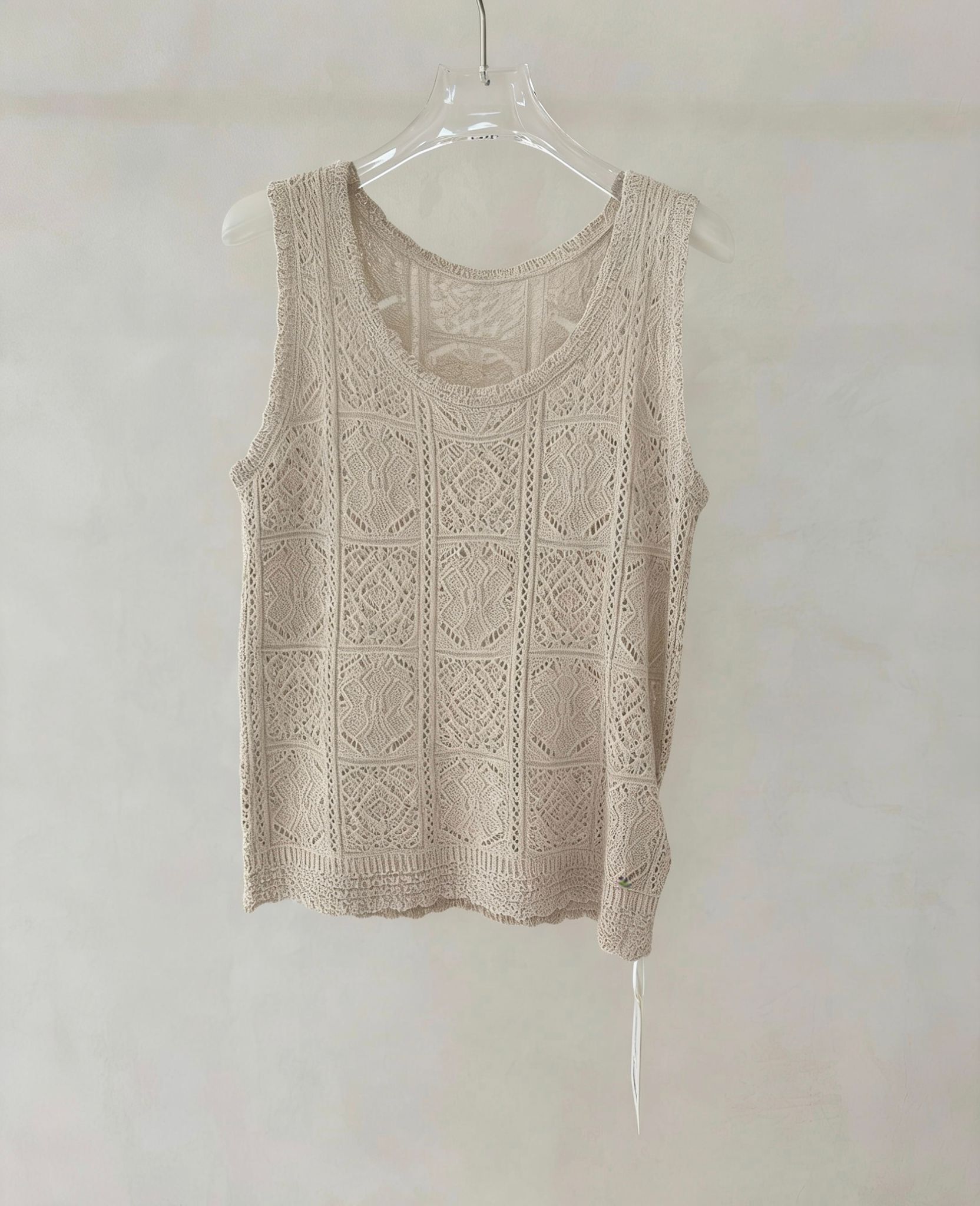 A4b G620627960 圓領鏤空勾花針織背心 - 杏色