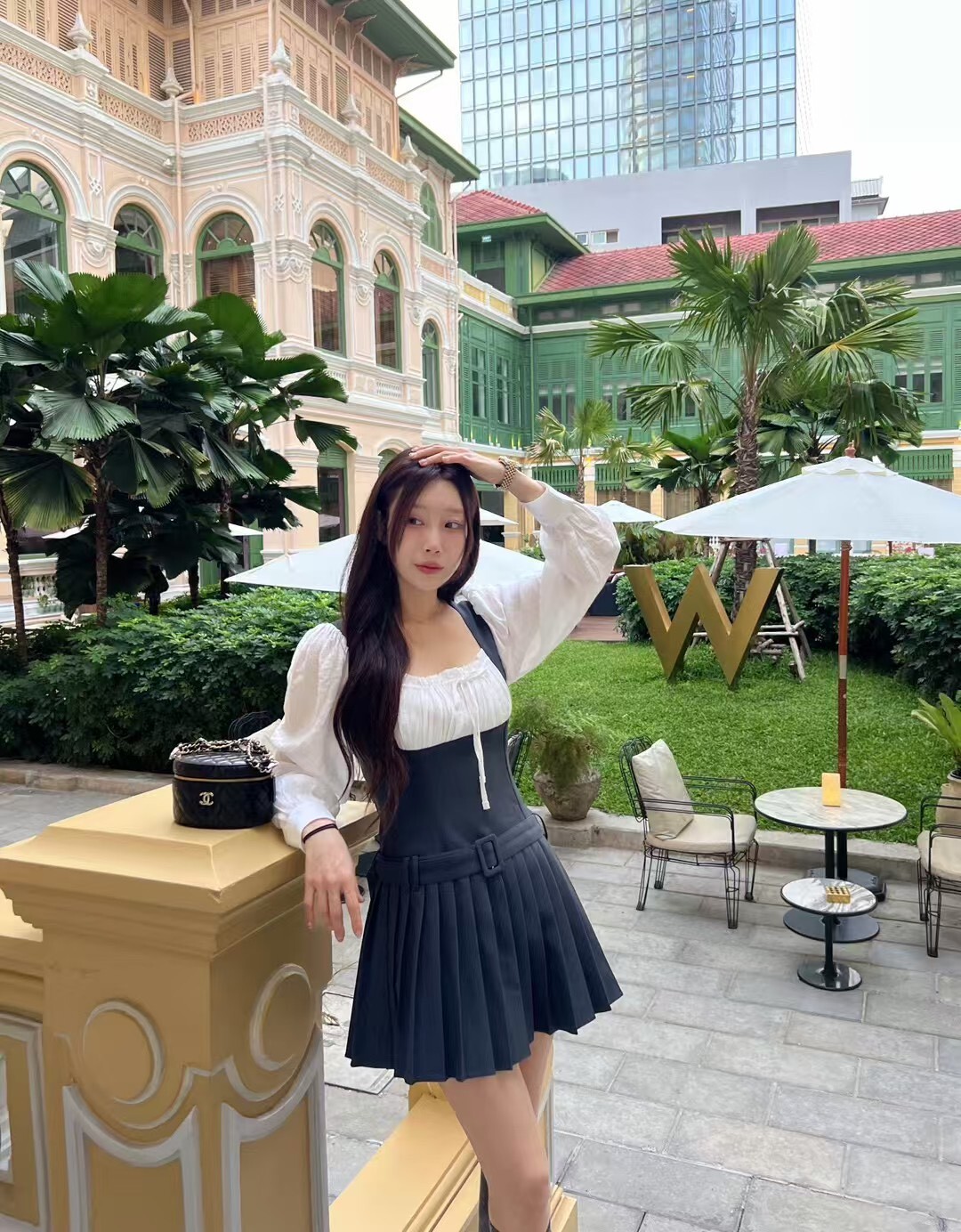 假兩件拼接百褶短洋裝