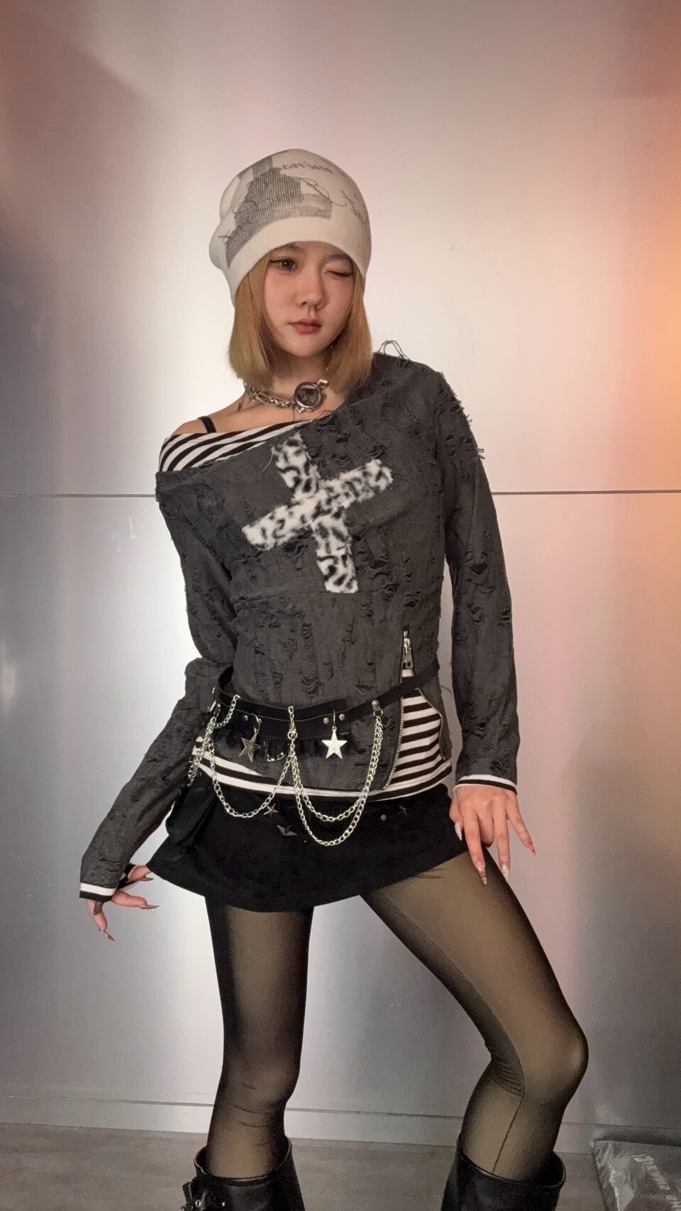 十字豹毛破壞寬條T