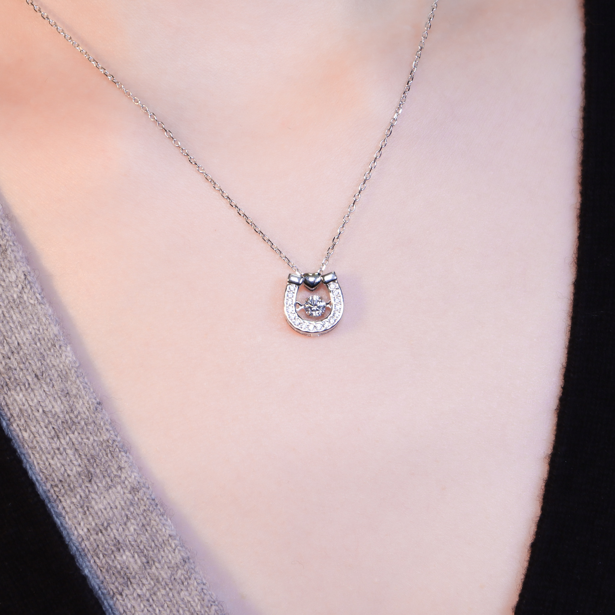 | 925純銀・白金 | 懸浮只愛你項鍊 (白色/藍色) | NE1616 |