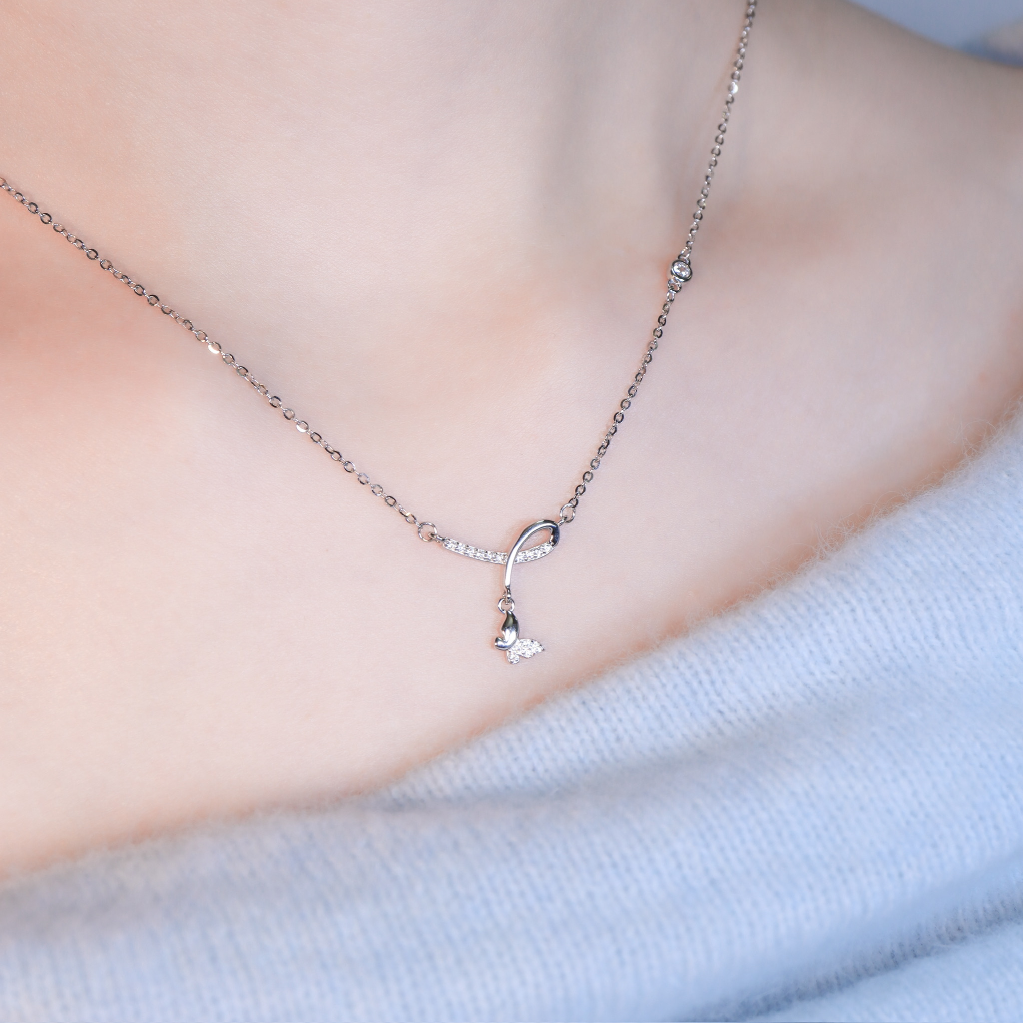 | 925純銀・白金 | 蝶趣只在你身邊項鍊 | NE1611 |