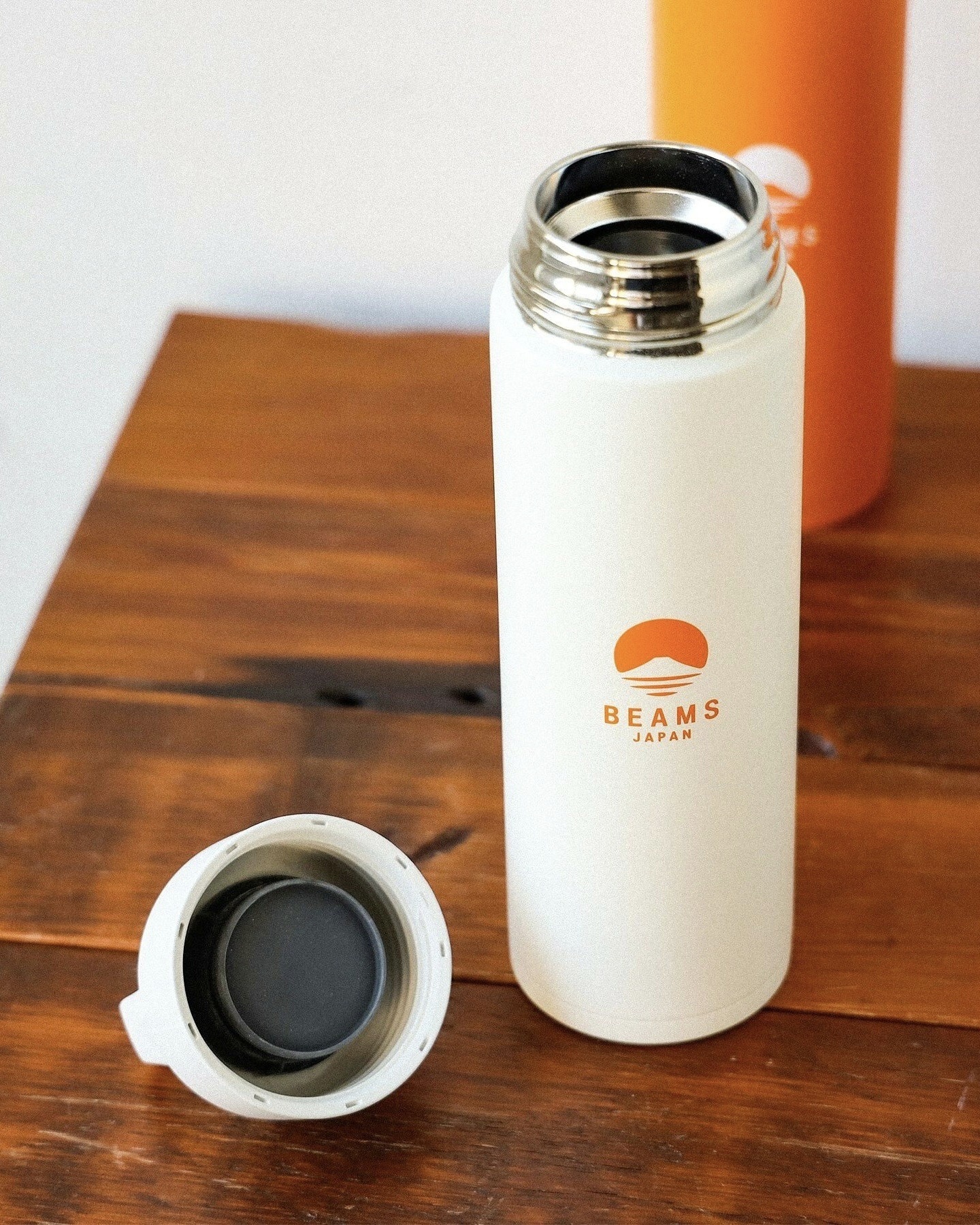 <日本限定>BEAMS JAPAN x 象印 Zojirushi 不銹鋼保溫杯 600ml 白色 橘色