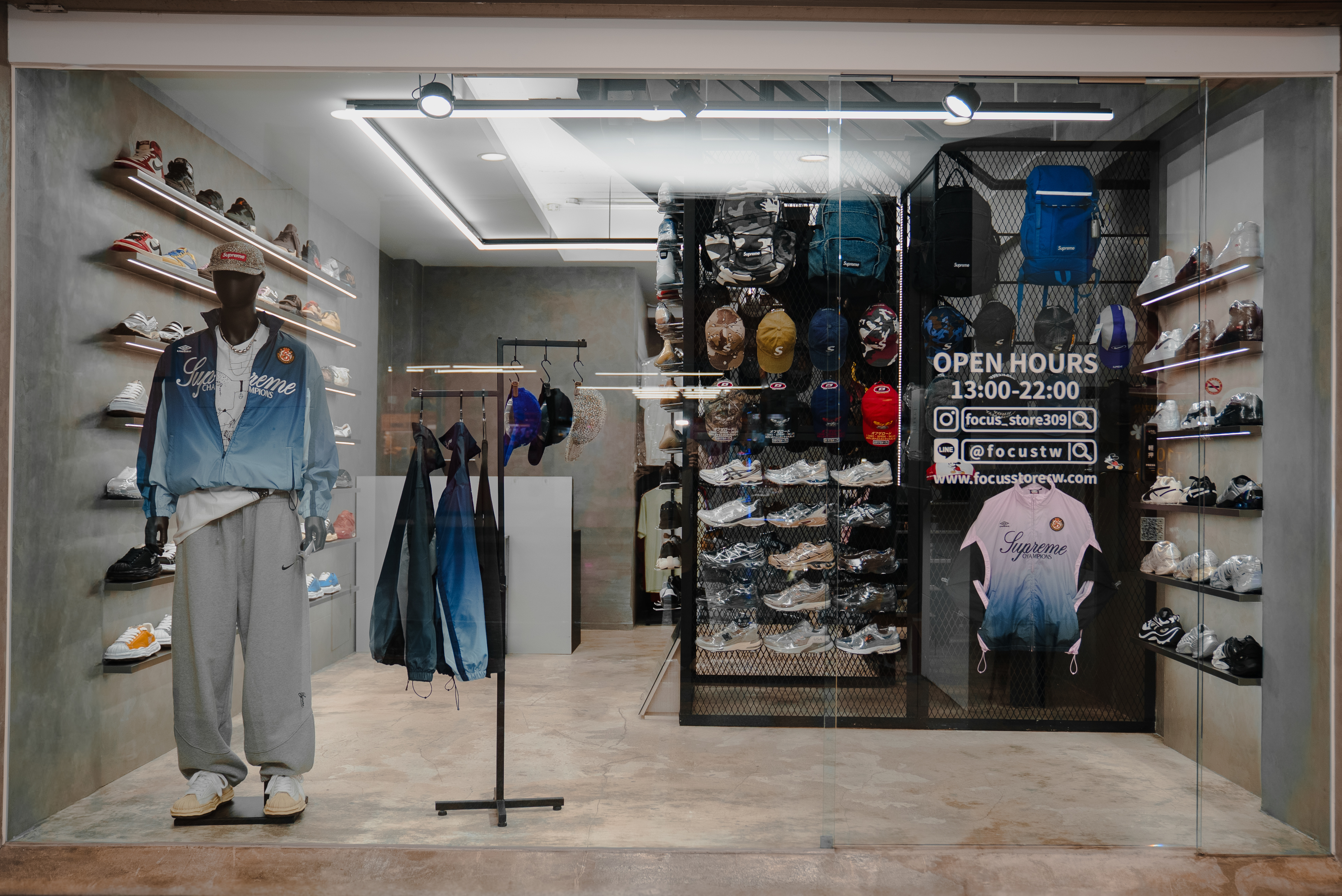 台北西門町實體店面:focus