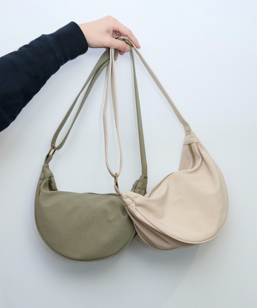 <銷量破萬> 日本 限定 link lot 半月型 尼龍 皮革 單肩包