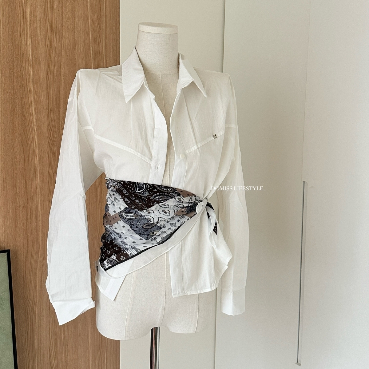 【法式優雅】DOMISS絲巾裝飾襯衫套組 白色襯衫(現貨)