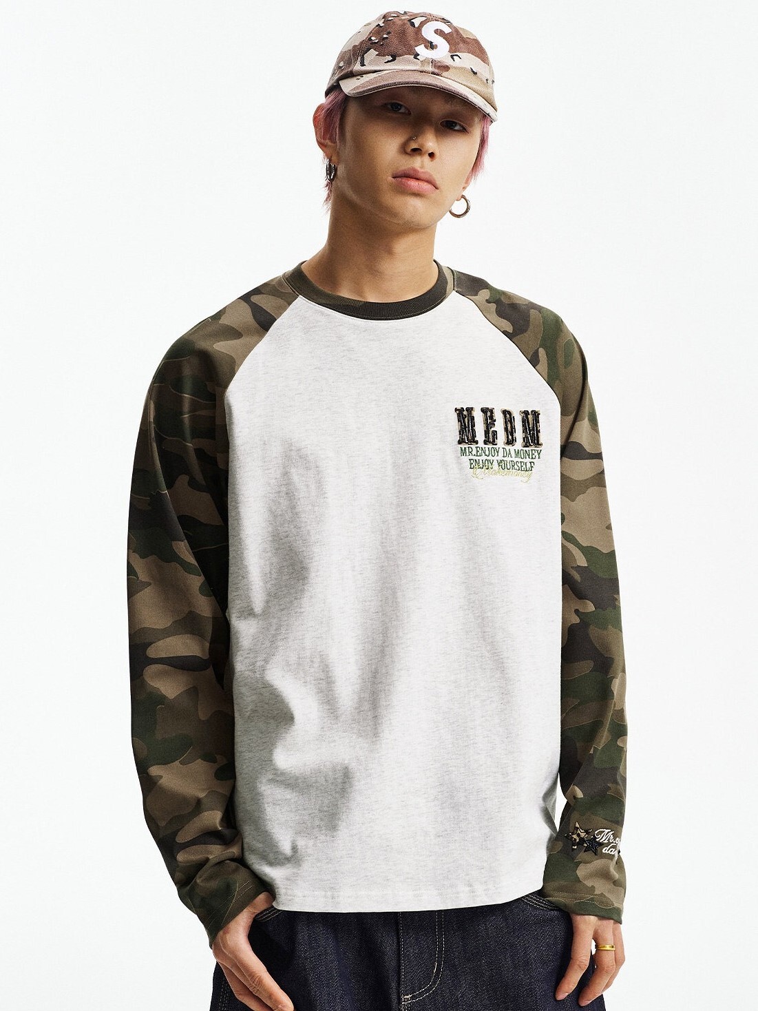 MEDM  雙層貼皮刺繡Logo 袖口刺繡 豹紋迷彩 撞色 短袖T