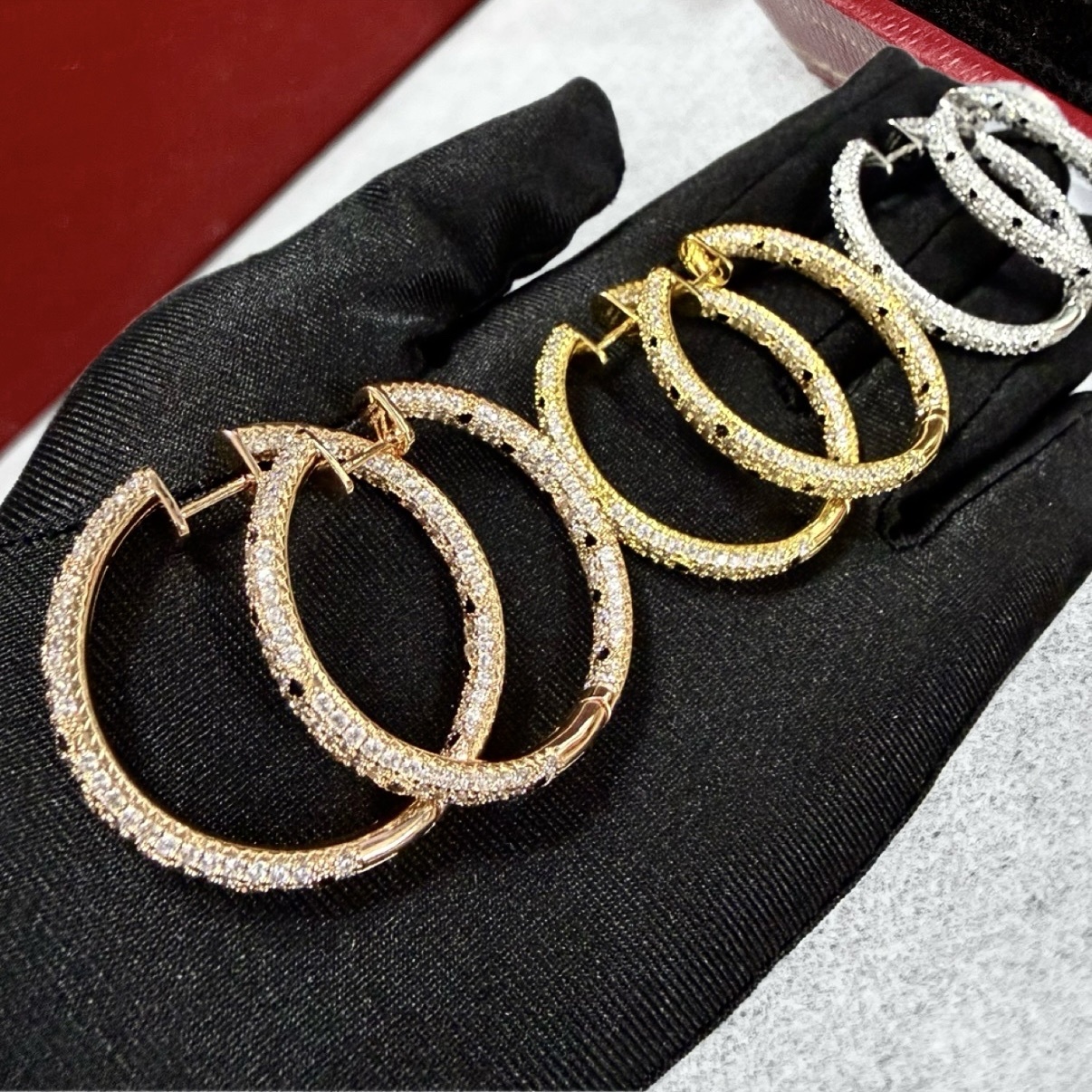 18k ct”Panthère高奢滿鑽獵豹紋定製大耳圈