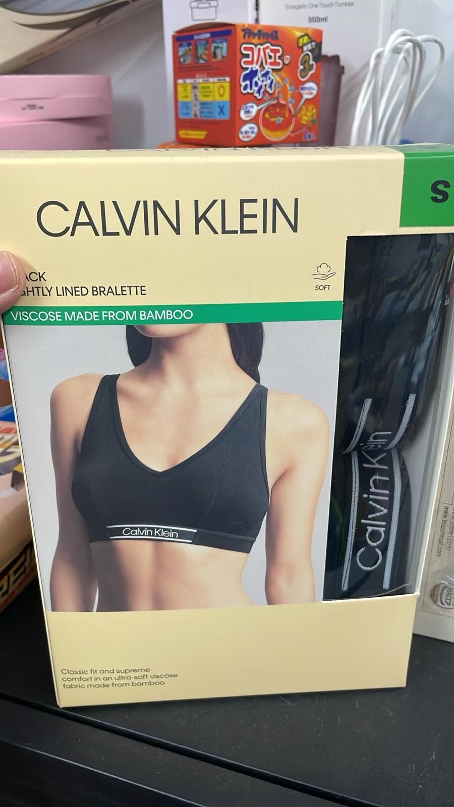 現貨 CK無鋼圈內衣套裝（Size S)(#919門上）