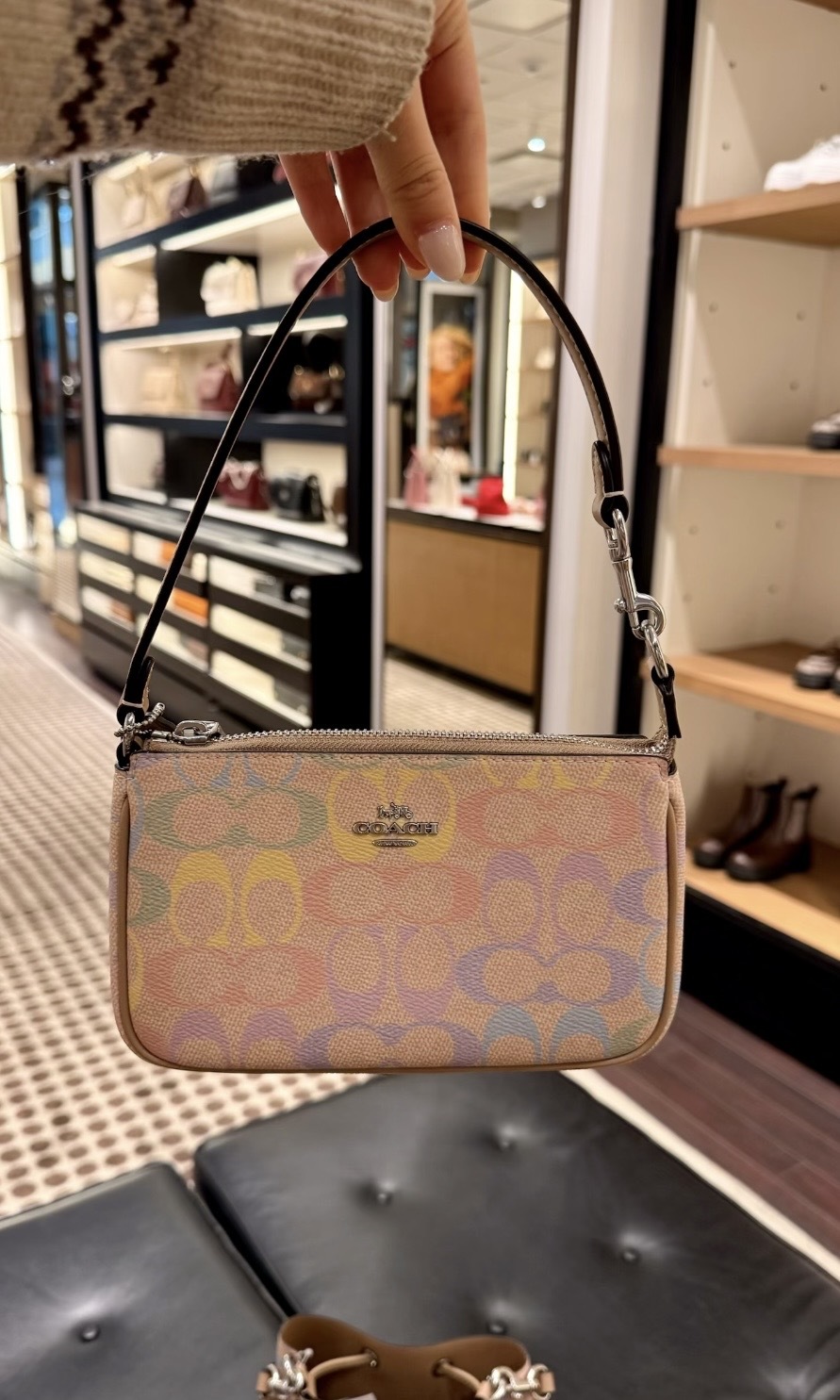 Coach Nolita 19 彩虹色