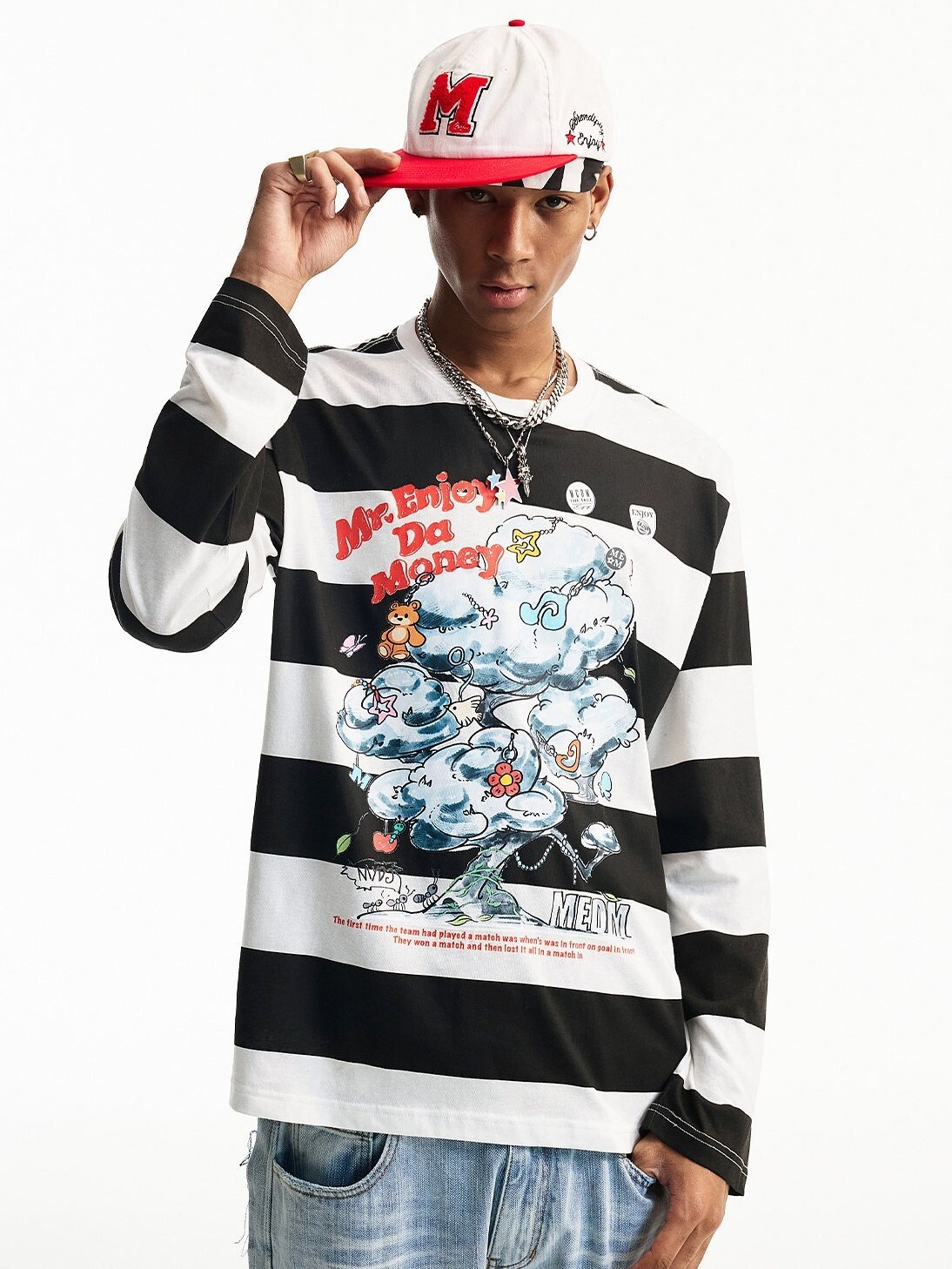 MEDM 奇趣數卡貼膠印印花 寬鬆休閒 圓領 長袖T