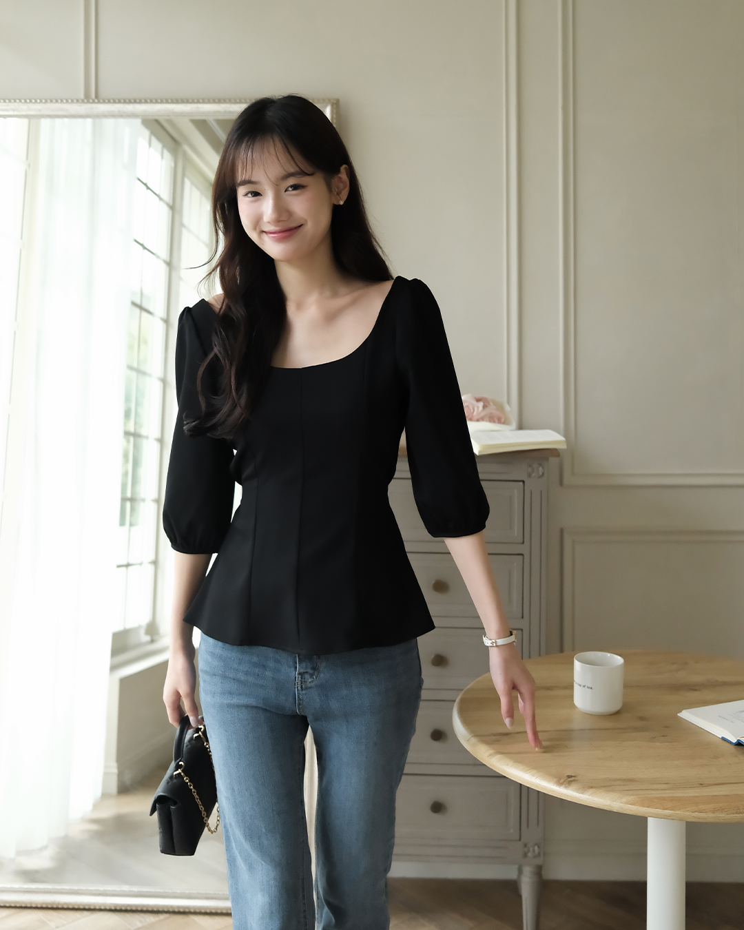 Leah優雅大U領綁帶上衣 ( 2 colors)