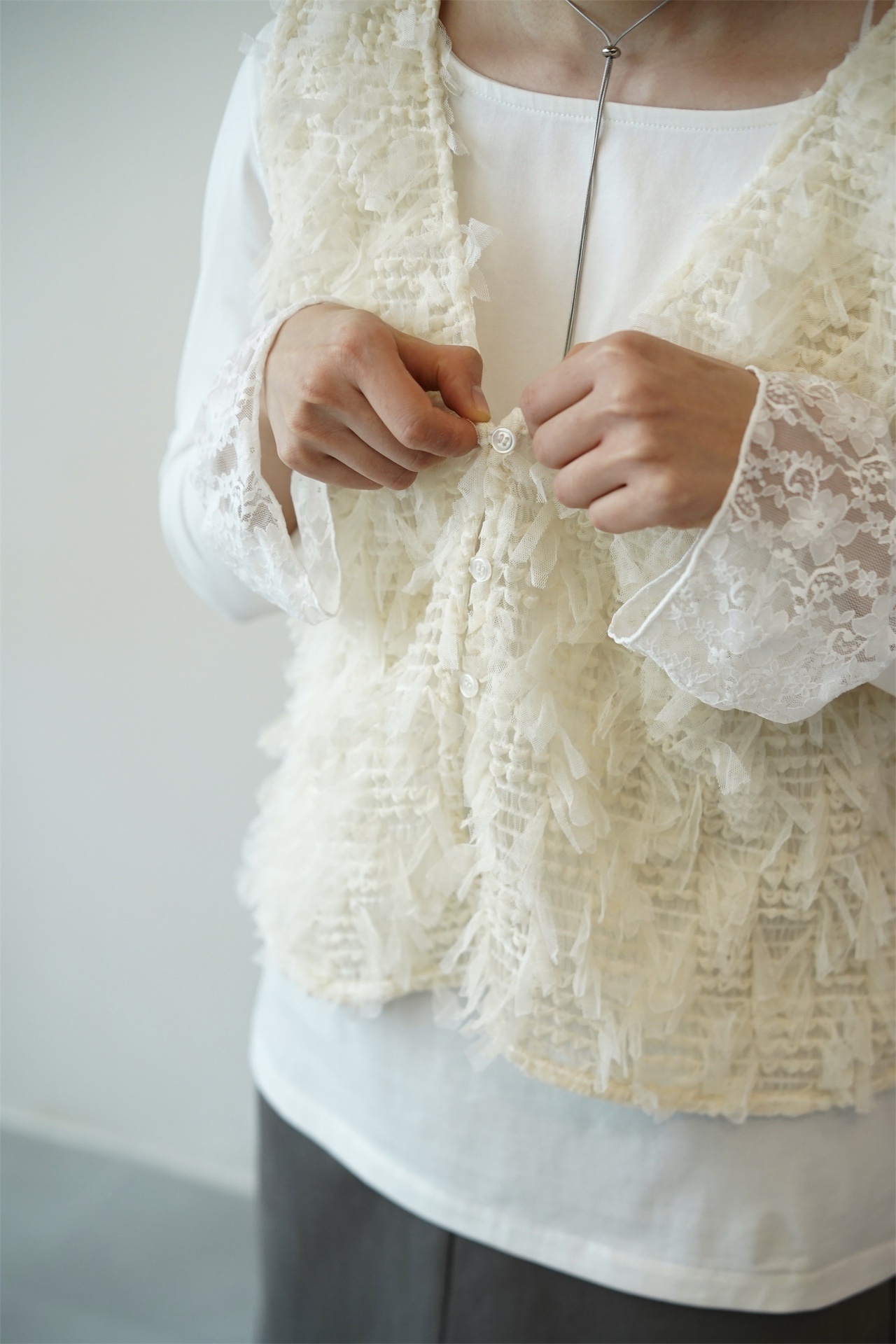 羽毛感2way開胸背心 - TT61951