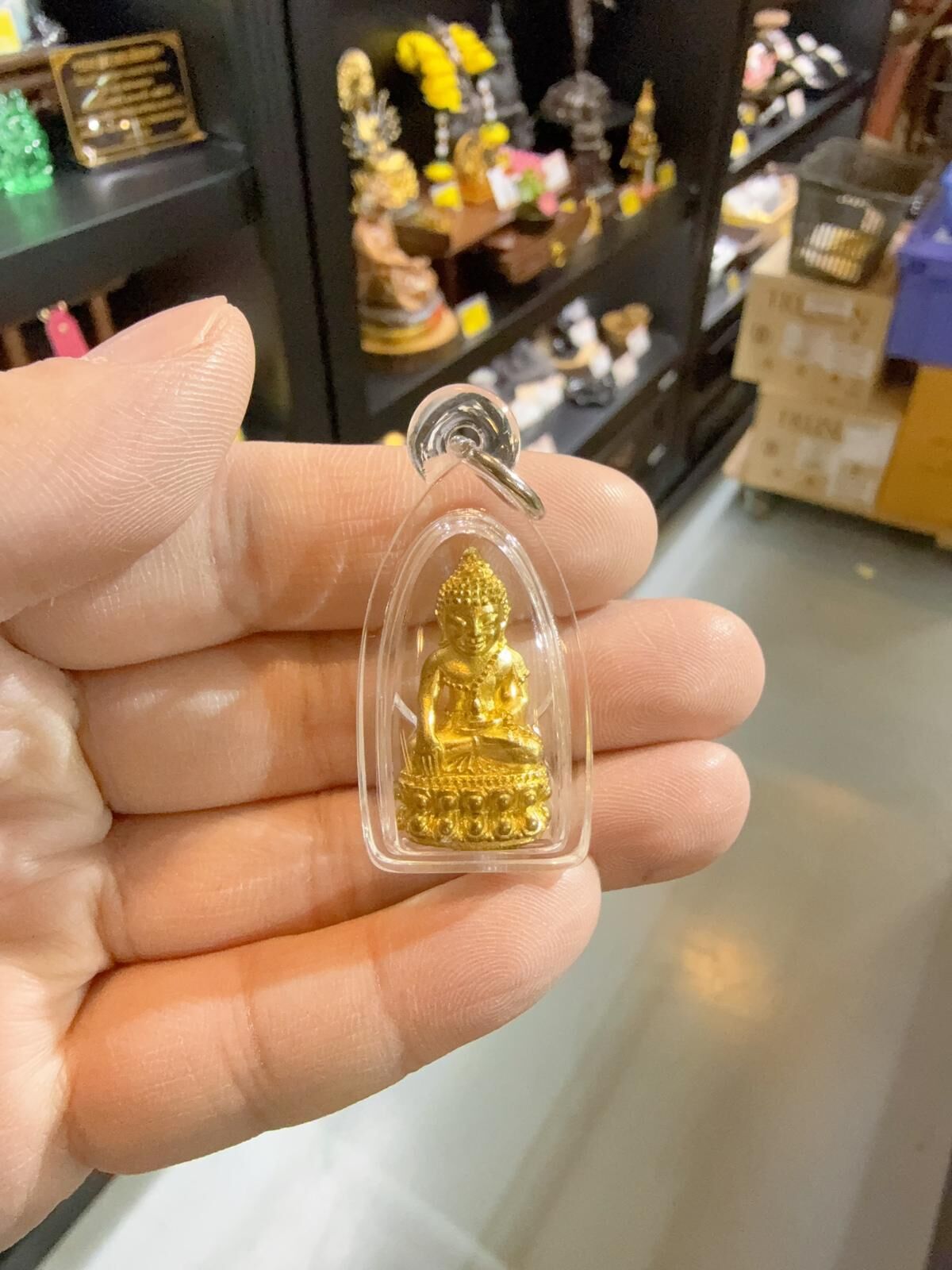 龍婆本廟開光 佛曆2561 藥師佛金身佛牌 (已包傳統手工防水壳)