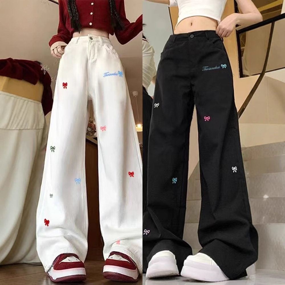 American-Style Embroidered Loose Straight-Leg Jeans