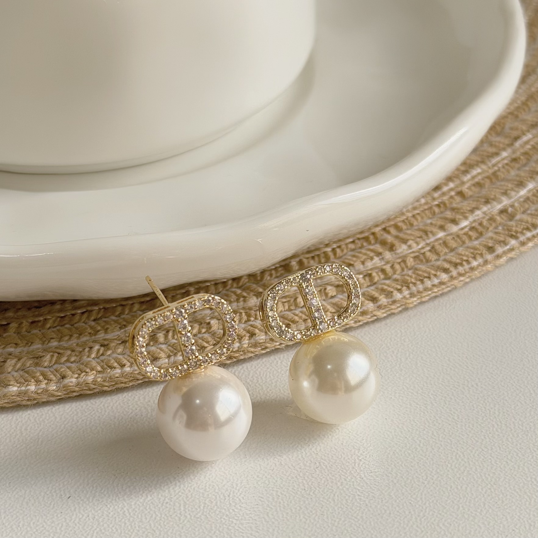 K15滿鑽豬鼻珍珠耳貼