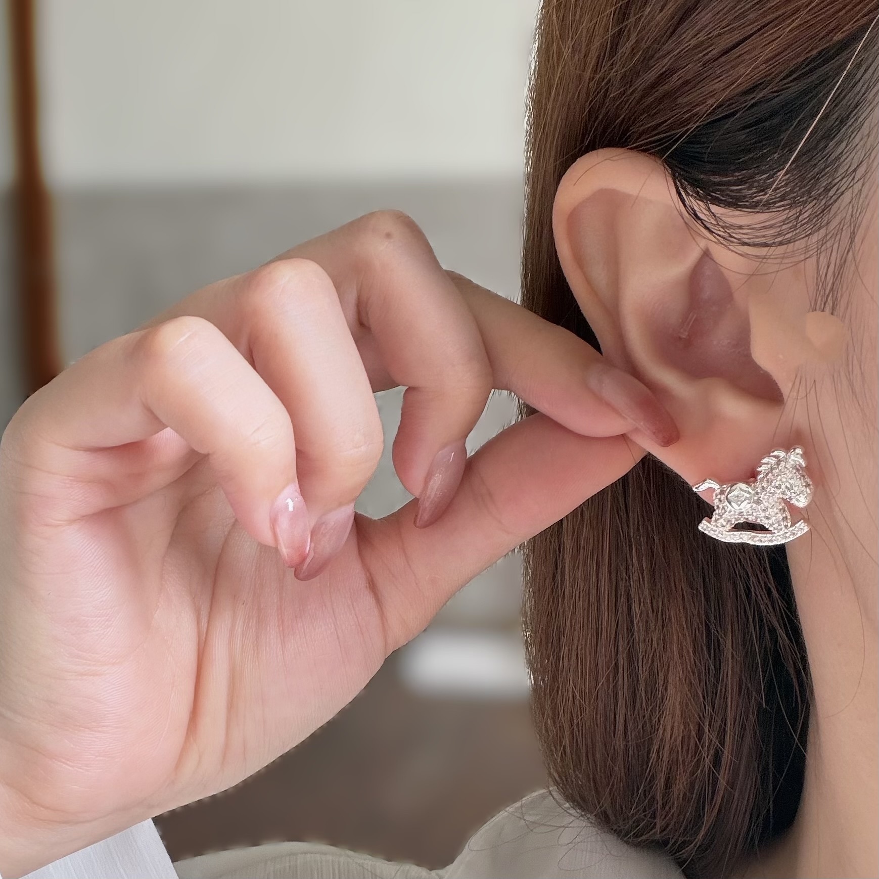 A240排鑽木馬耳針