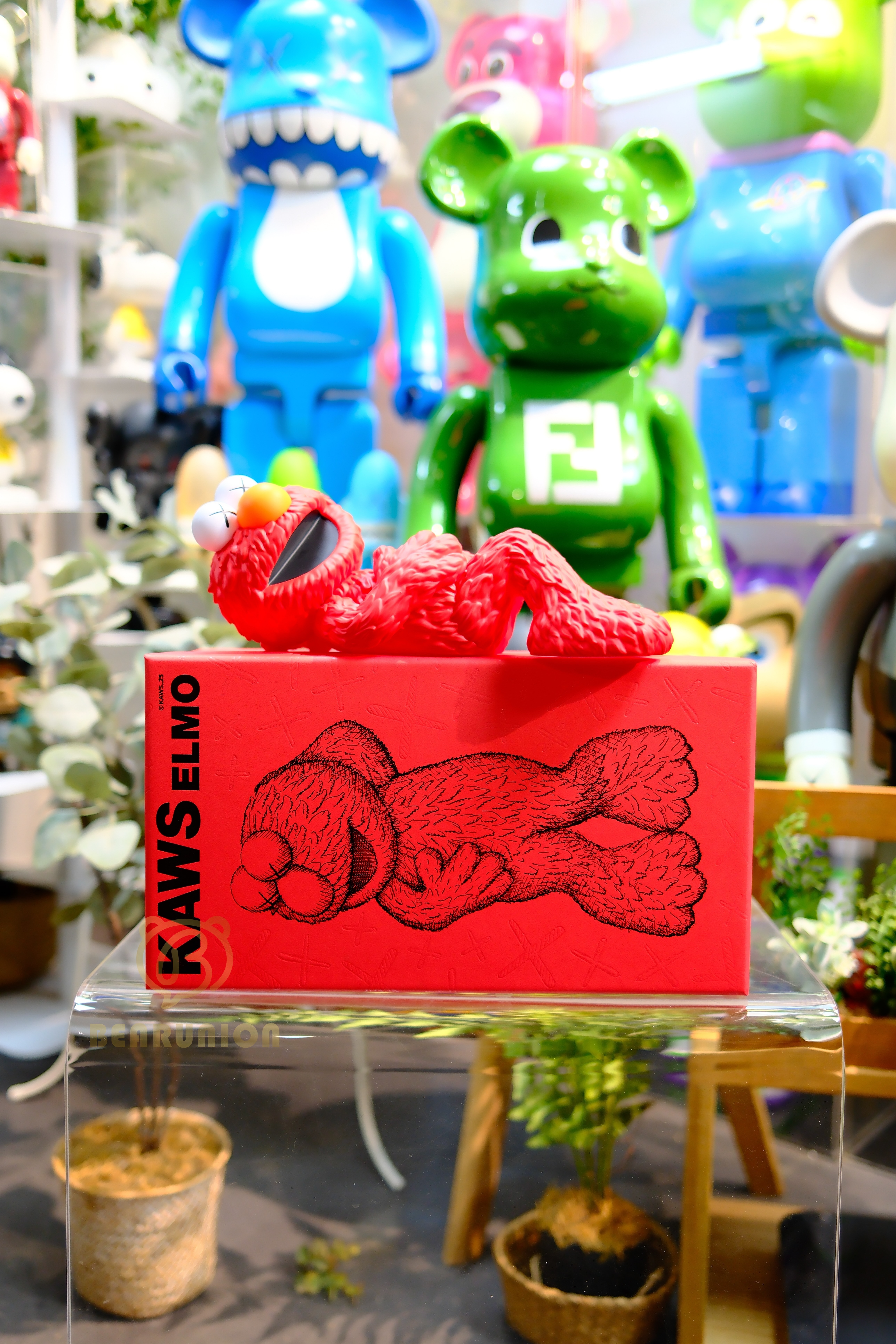 🥇現貨🥇KAWS Sesame Street Elmo Vinyl Figure