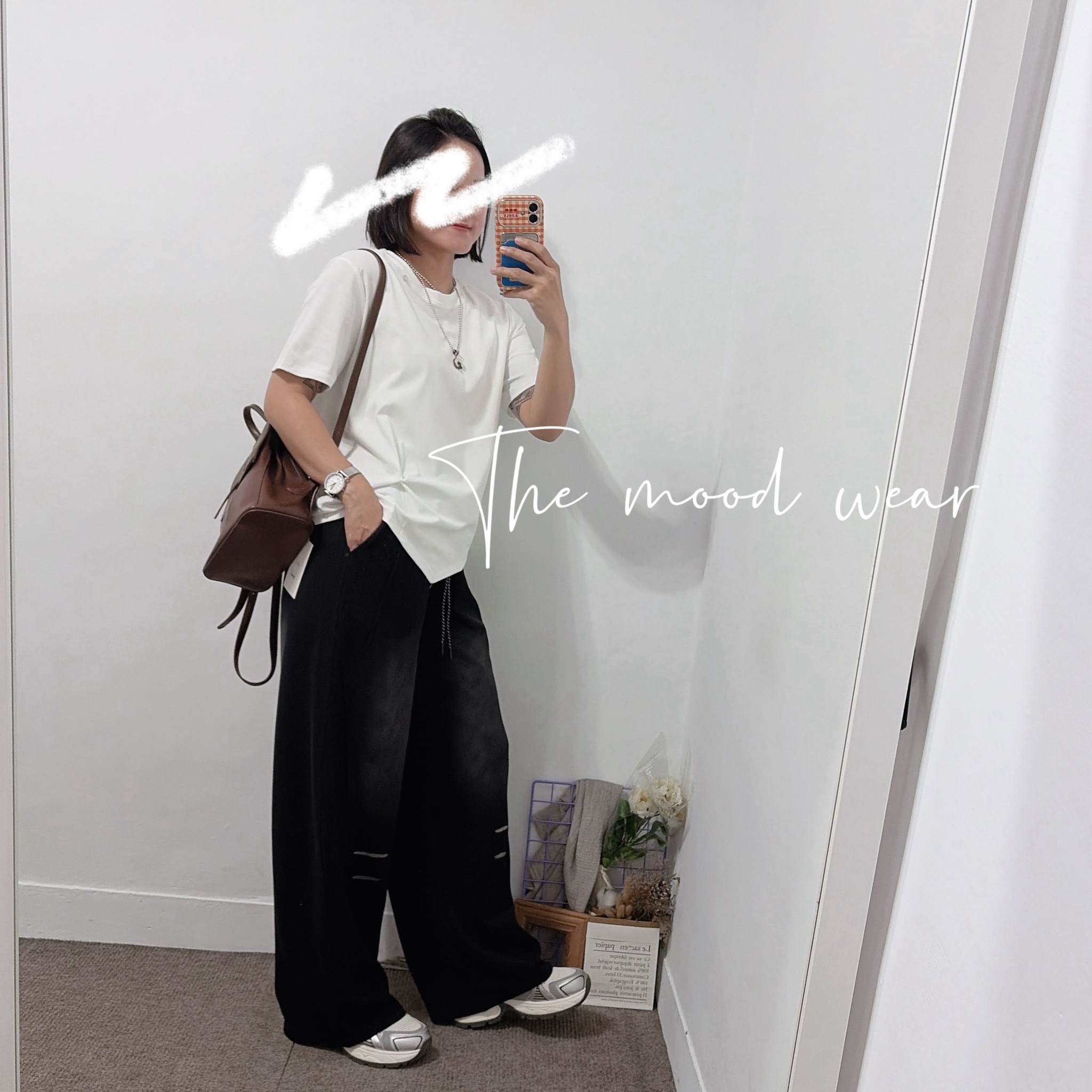 推薦包色 自帶腰身紐結下擺設計素T(白/黑/淺花灰/深灰)