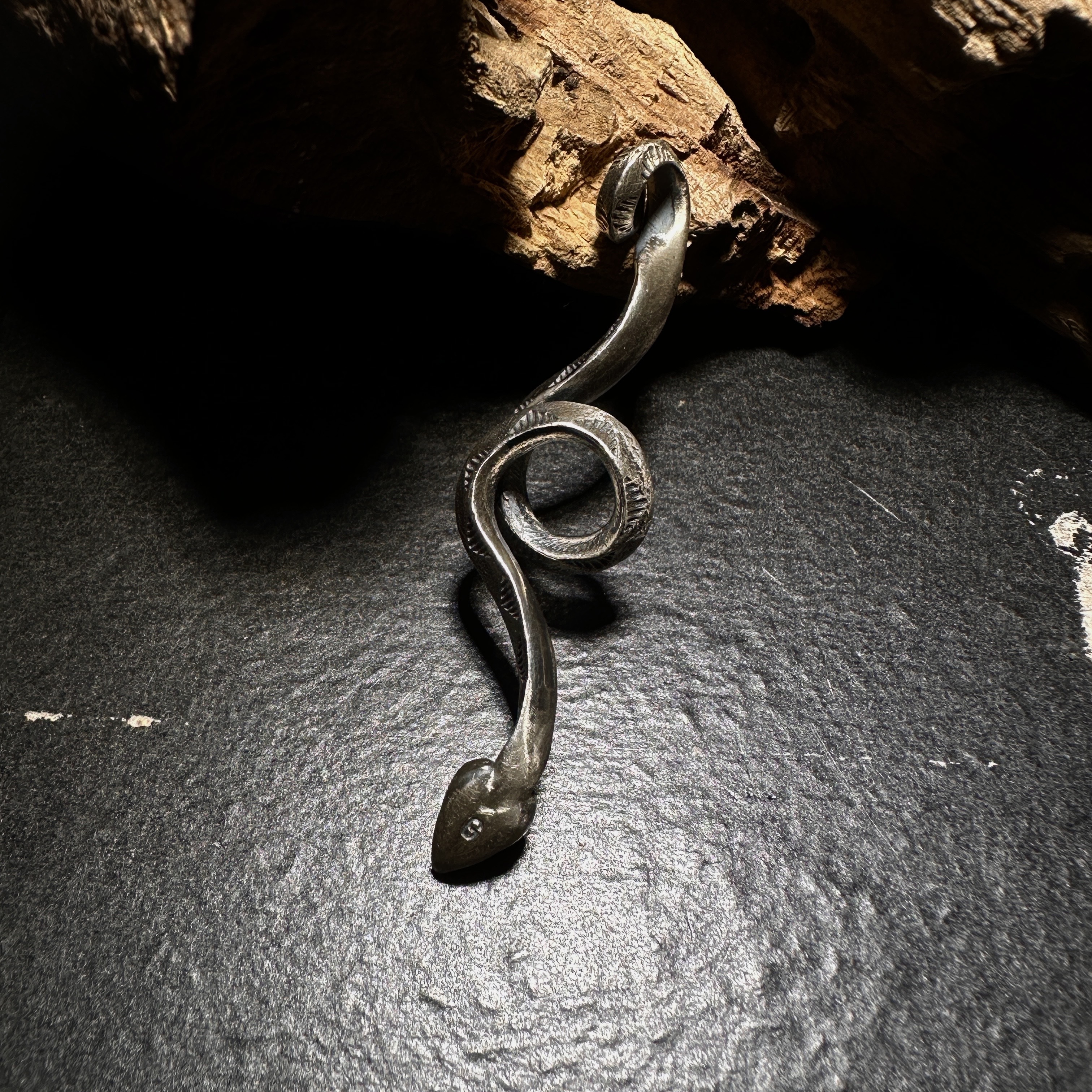 G_Smith-純銀百步蛇吊墜