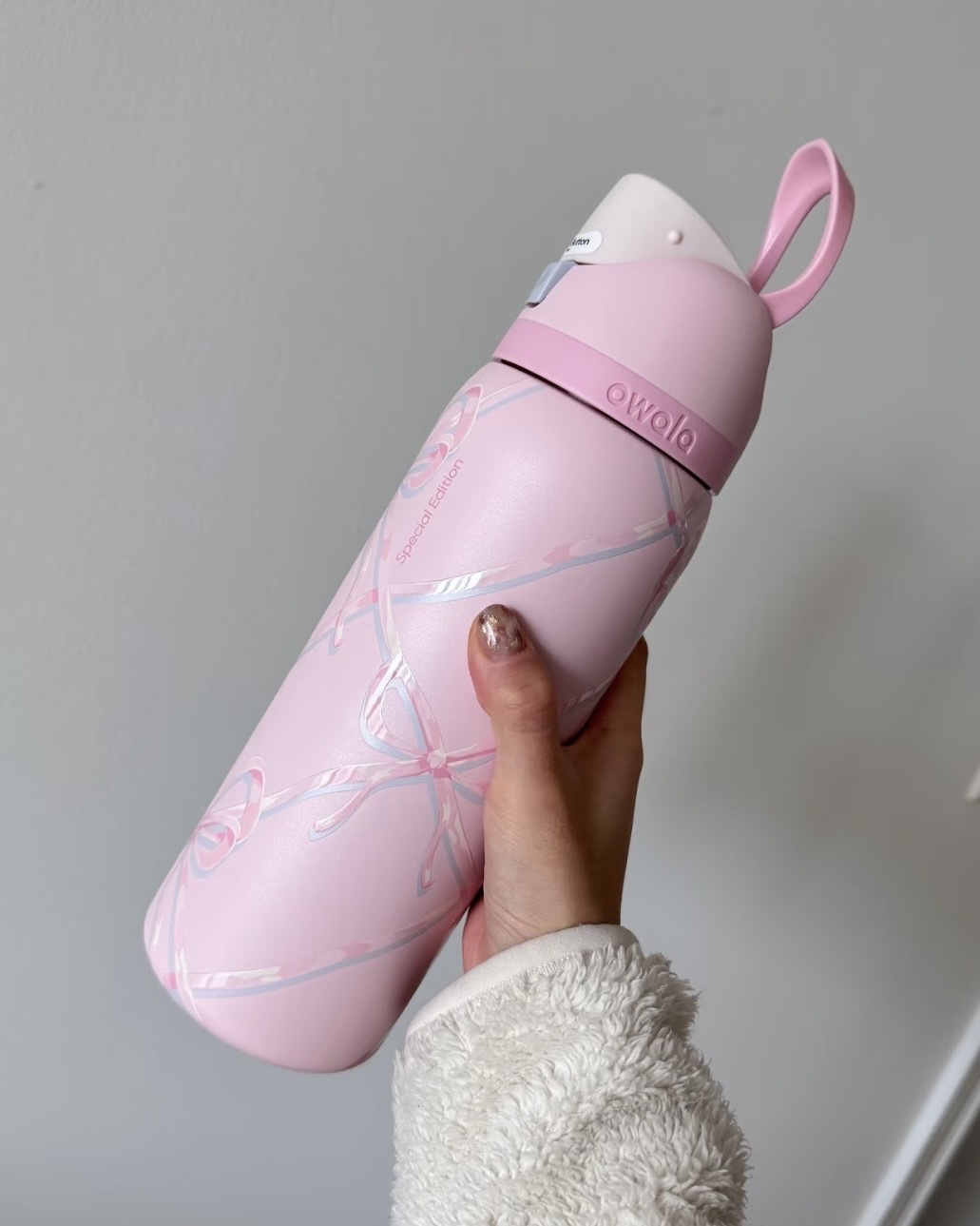 🇺🇸 OWALA FreeSip 假期限定 粉紅色 櫻花粉 蝴蝶結 不鏽鋼保溫杯 直飲杯 吸管杯 32oz 946ml / 預購