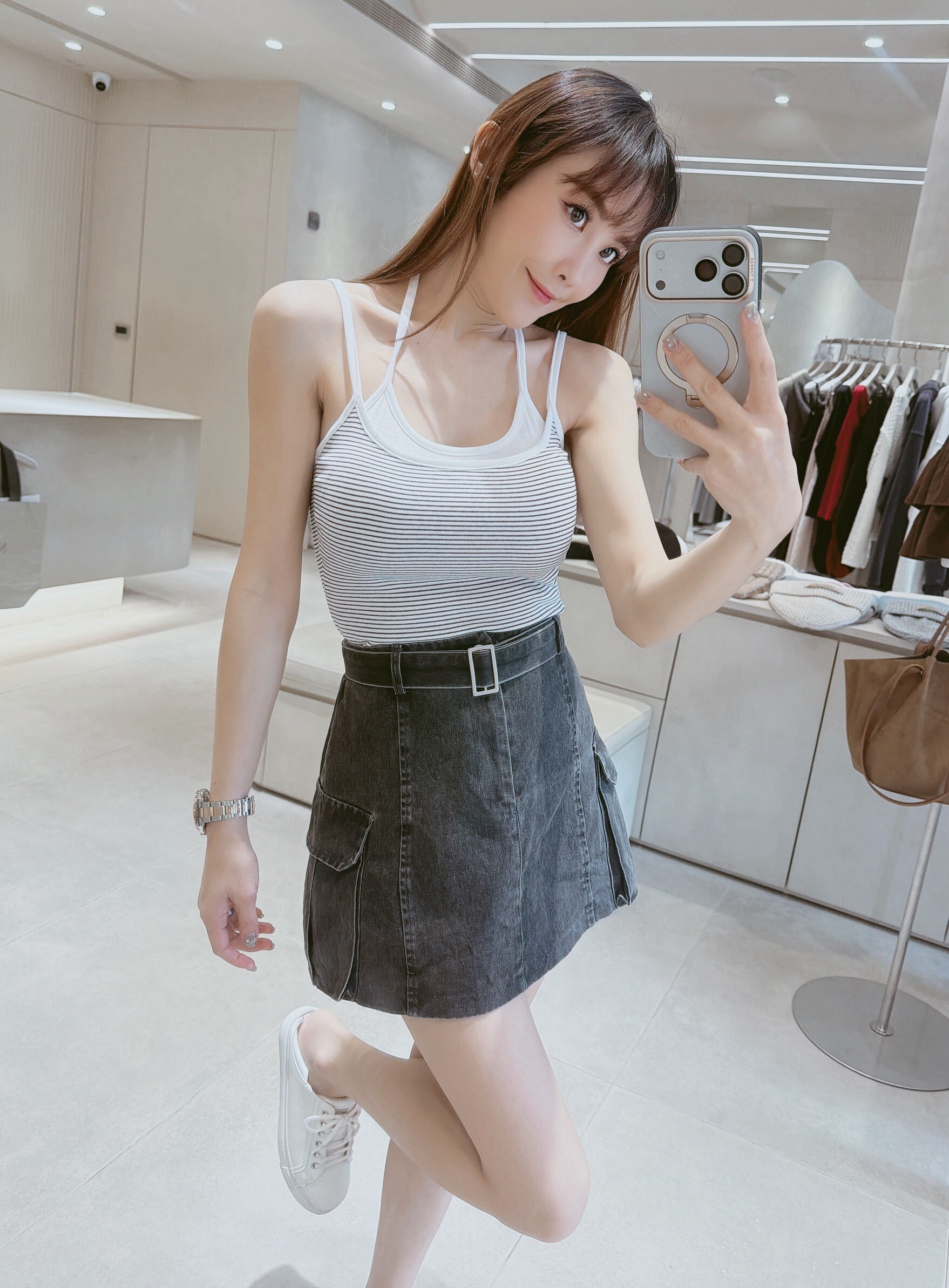 假兩件繞脖罩杯條紋背心 332