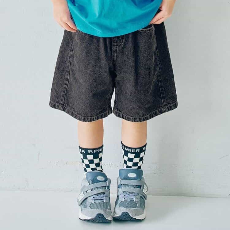 日本 90-140 彩色斜紋及膝短褲 5色