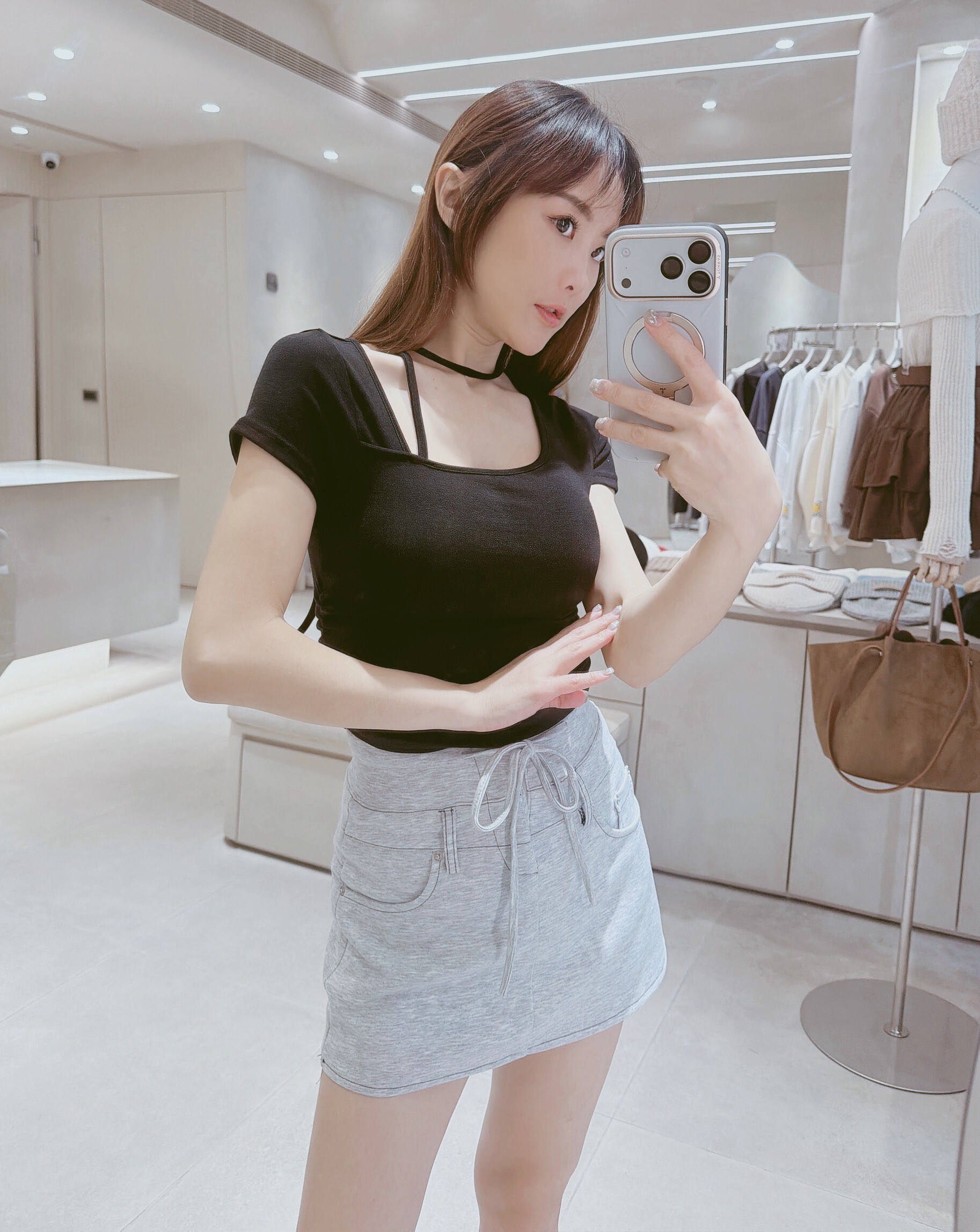 單繩繞脖造型棉質衣