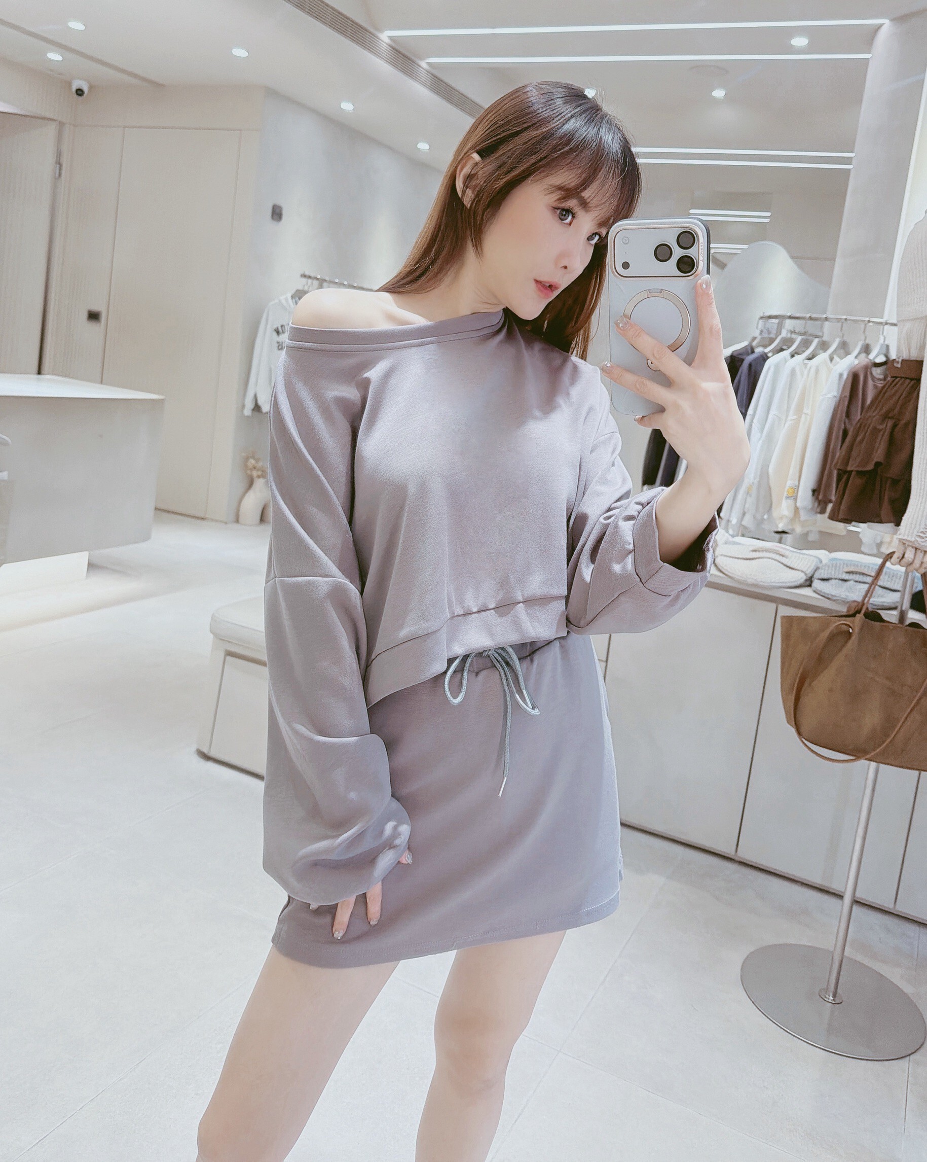 太空棉短版衣+抽繩褲裙