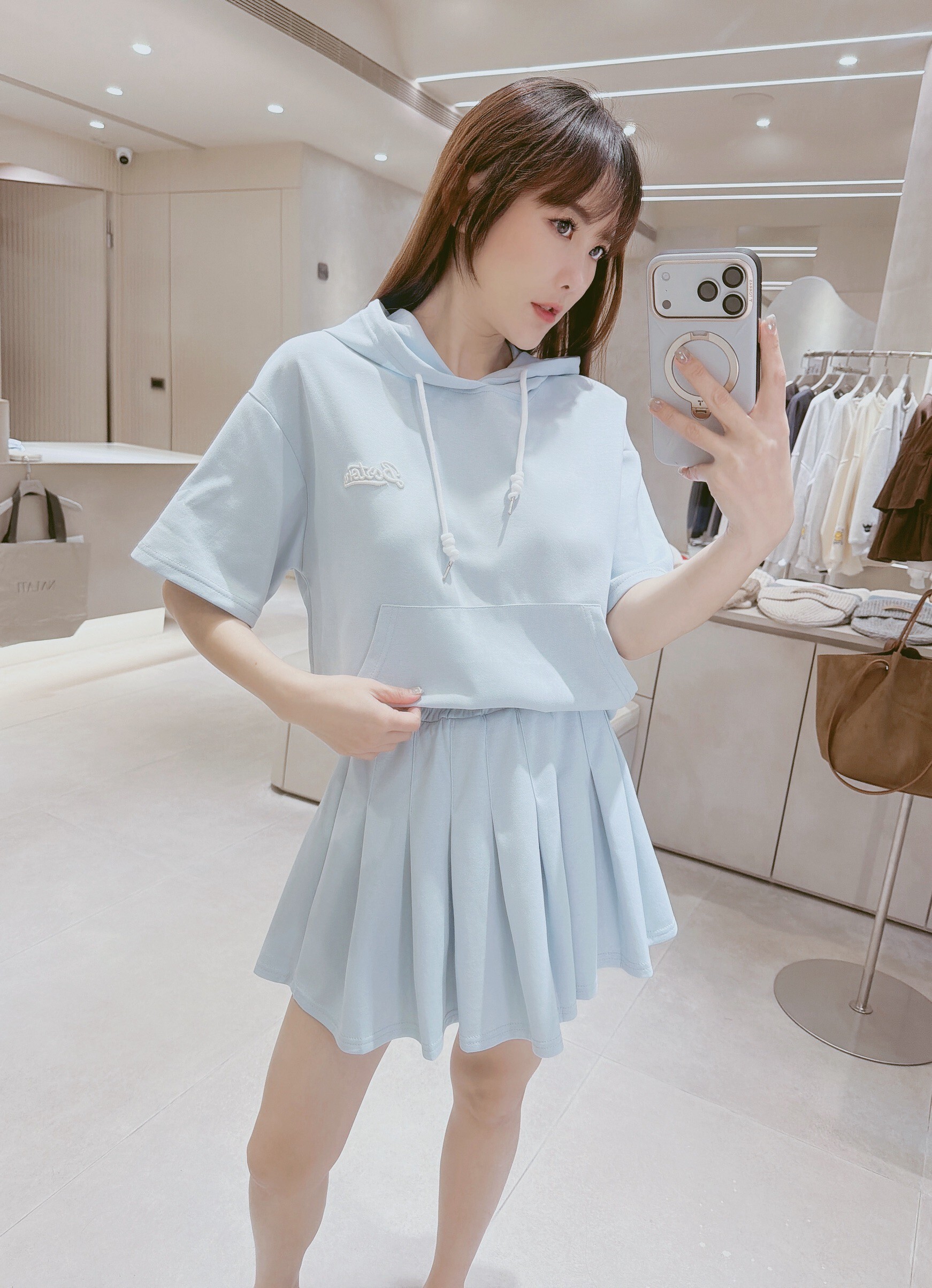 刺繡字連帽棉質衣+百摺褲裙