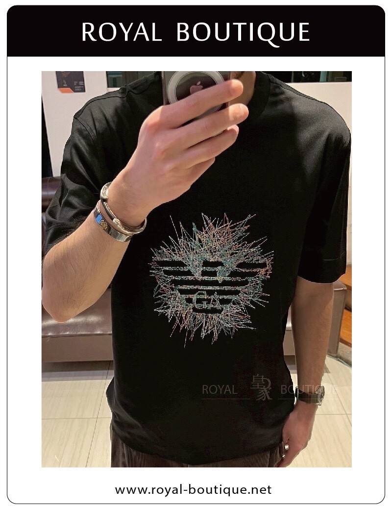 Emporio Armani 放射狀刺繡線LOGO短T