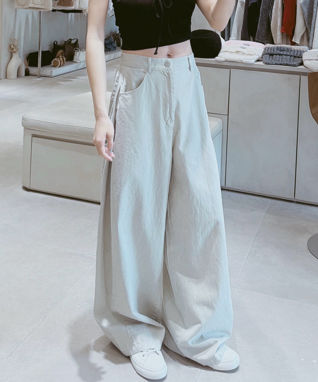 單釦後鬆緊側環水洗寬褲