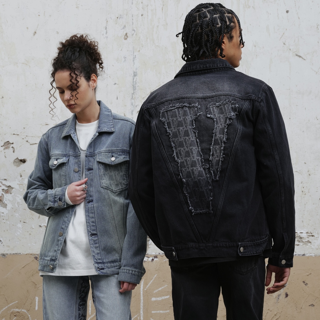 【Focus Store】預購 VLONE Big Logo Denim Jacket 丹寧外套 大Logo 兩色