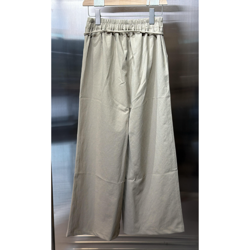 HKCG0302-062 BOT卡其色直筒長褲 (A62)