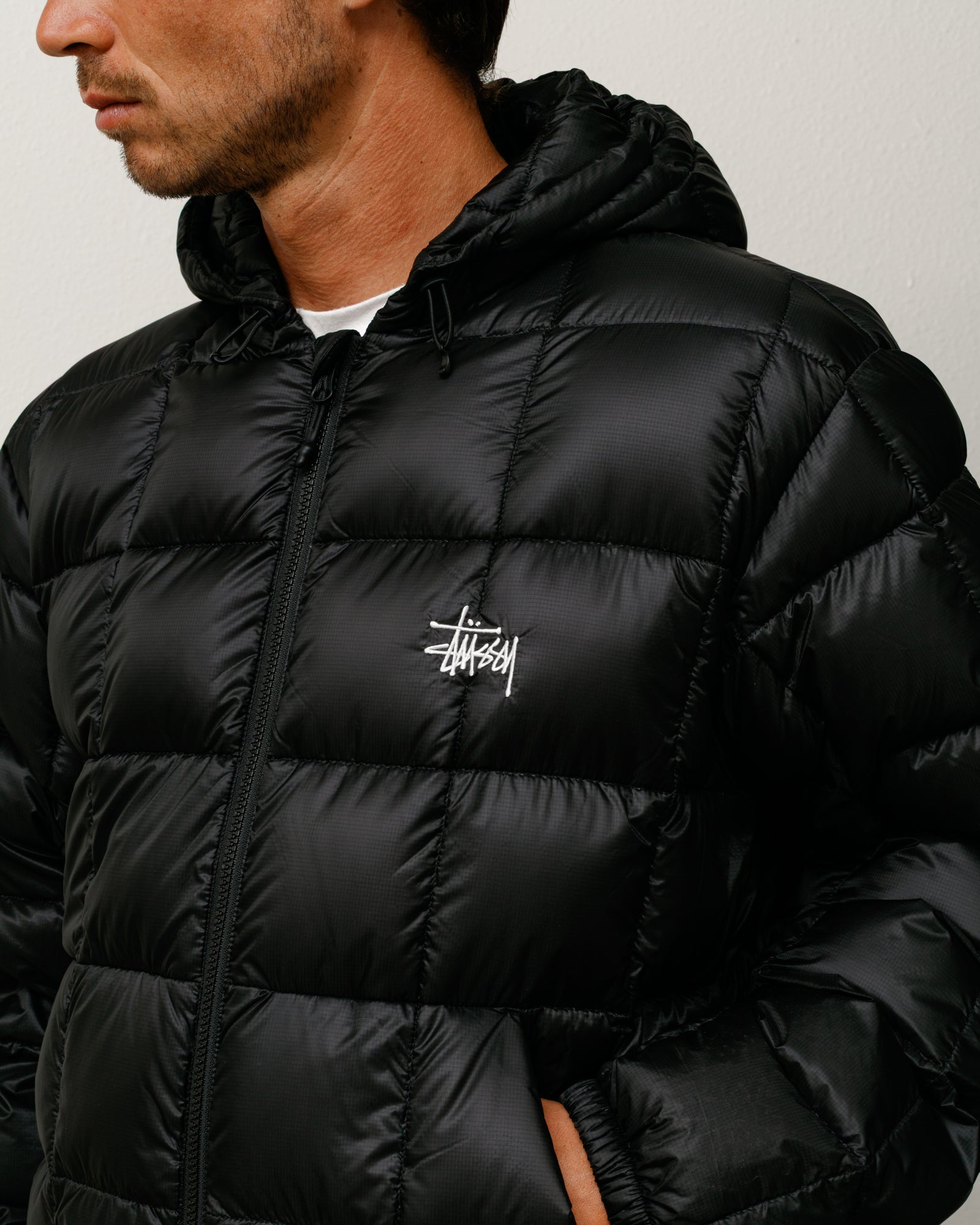 2026SS STUSSY MIDWEIGHT HOODED PUFFER 輕羽絨連帽外套現貨